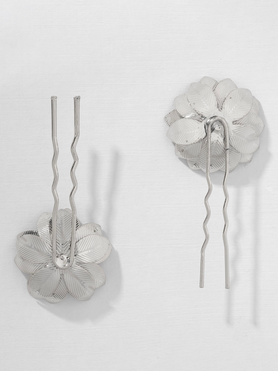 Women Silver Set Of 2 Floral Pearl U Pins