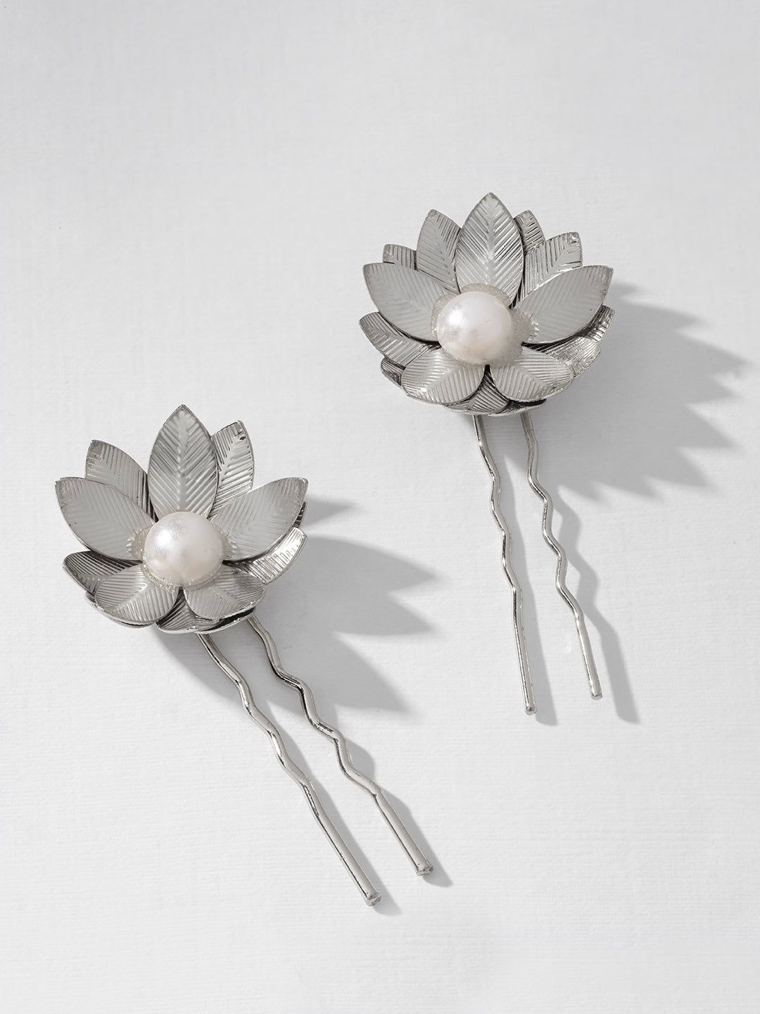 Women Silver Set Of 2 Floral Pearl U Pins