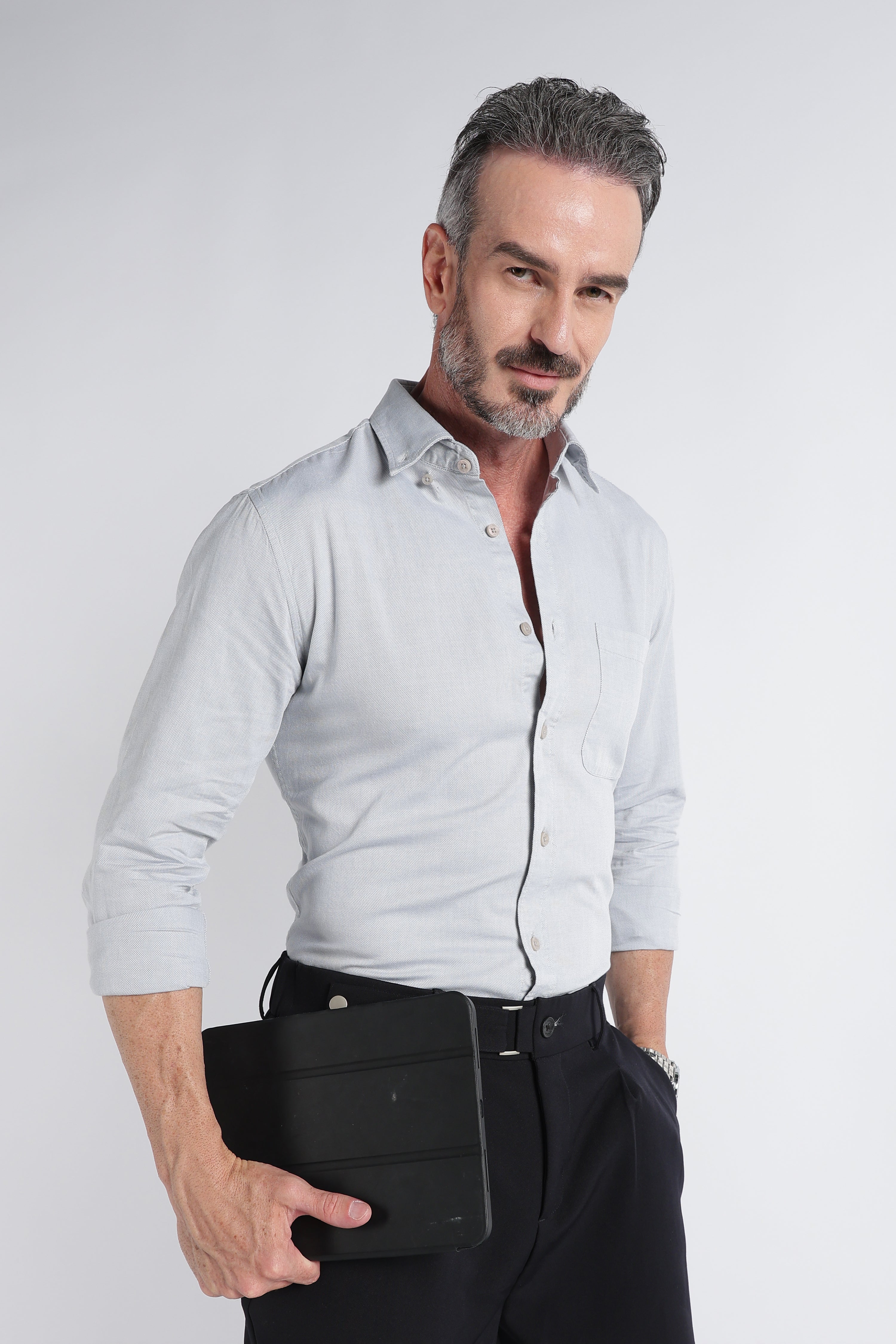 Men Grey Solid Casual Shirt