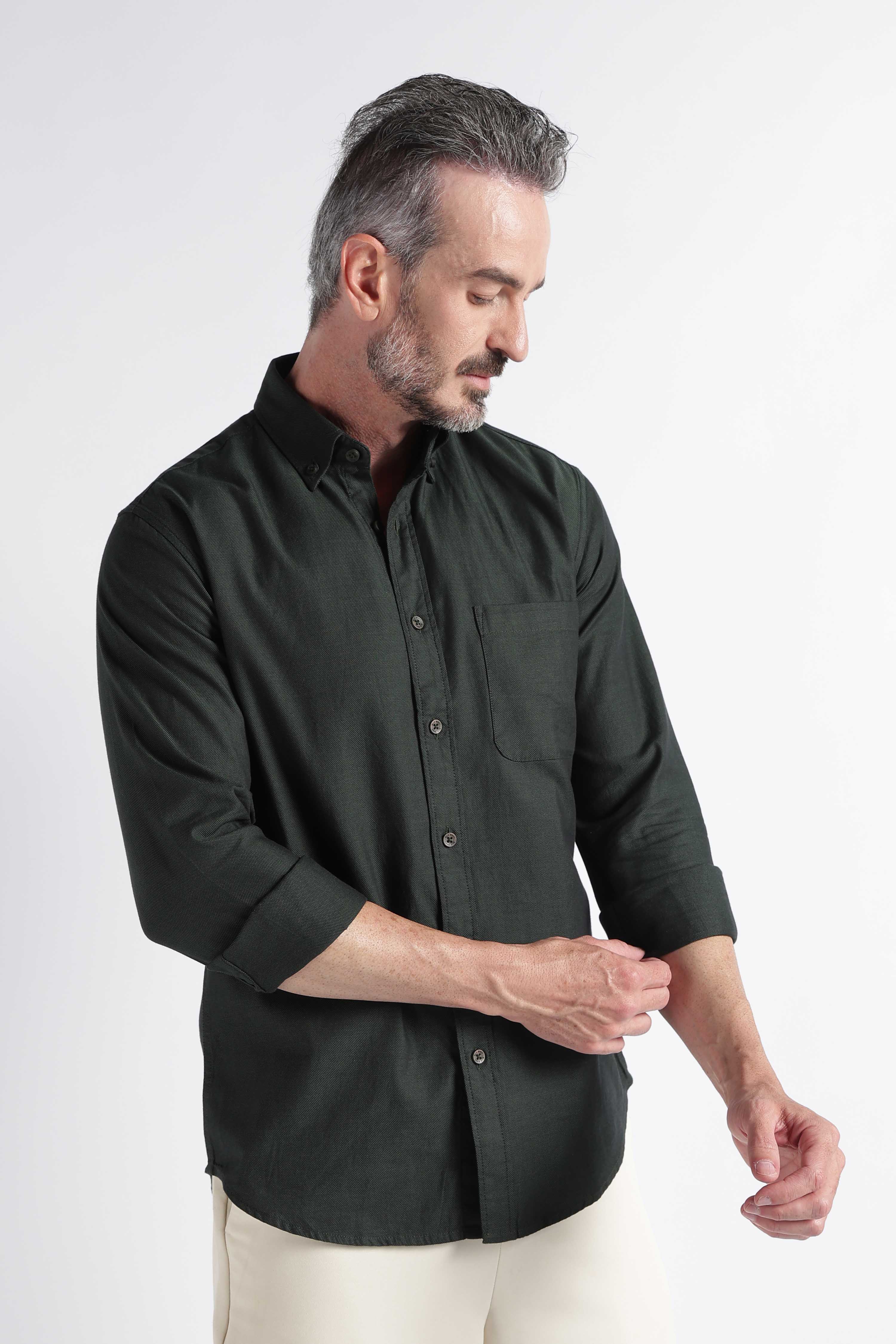 Men Green Solid Casual Shirt