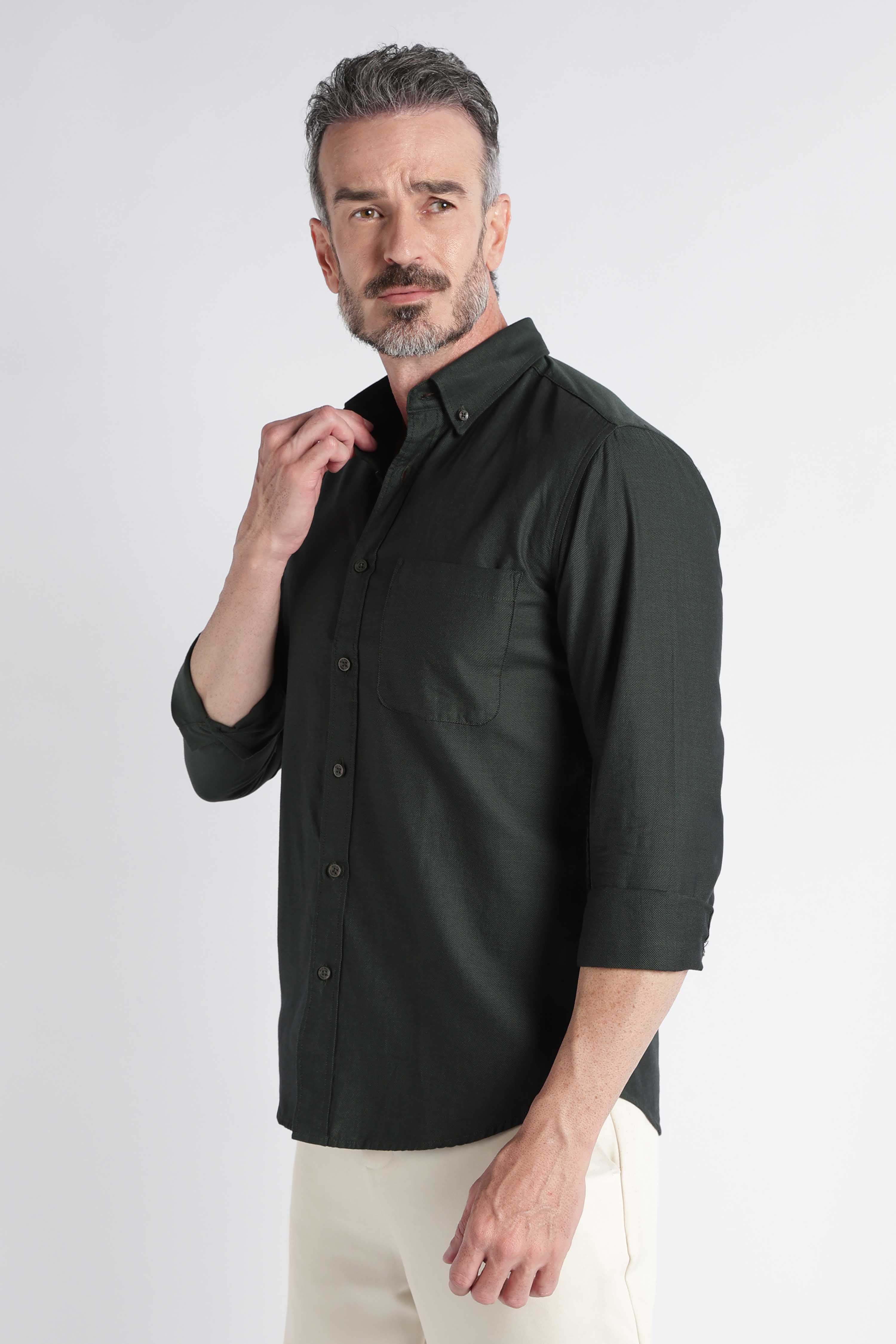 Men Green Solid Casual Shirt