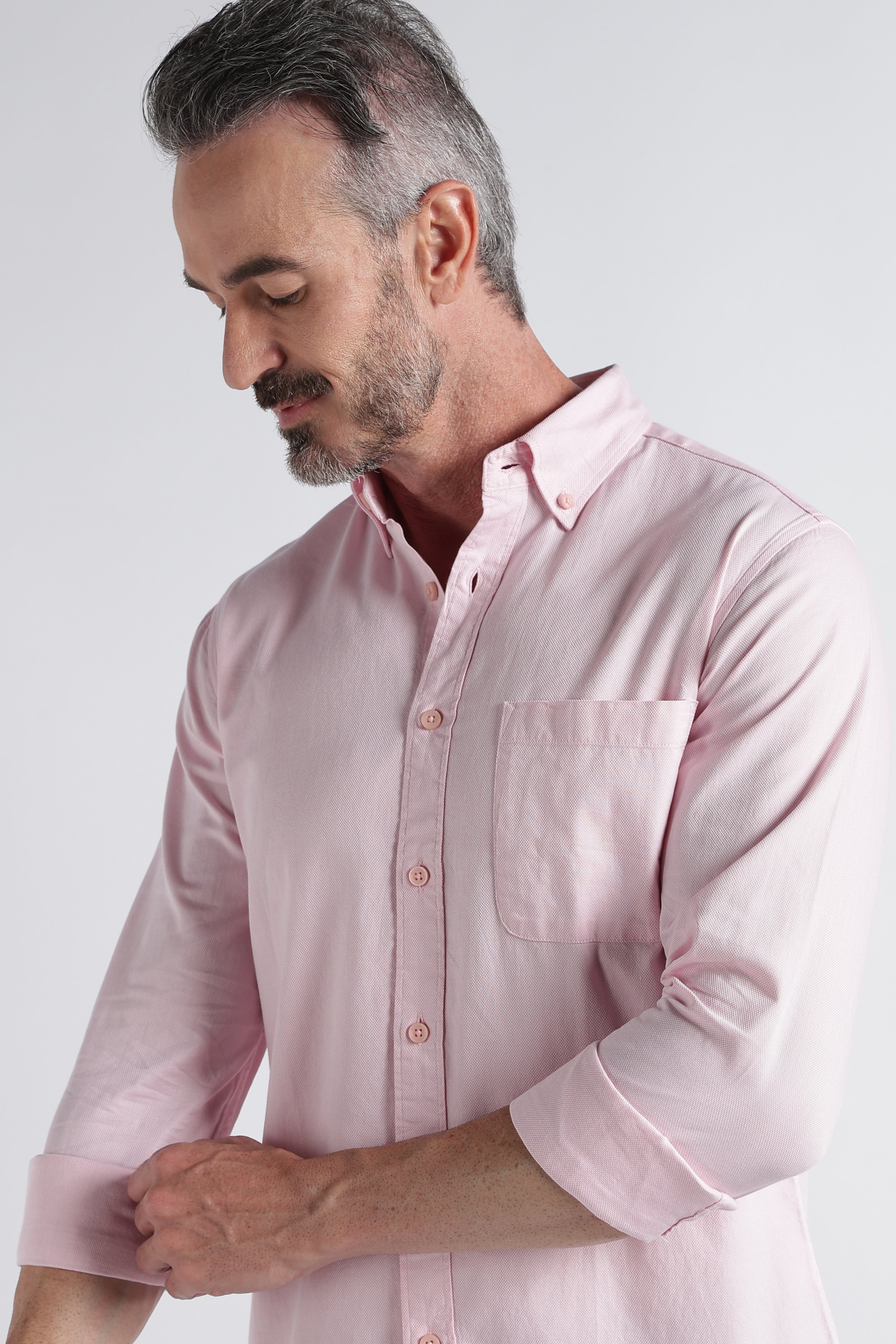 Men pink Solid Casual Shirt