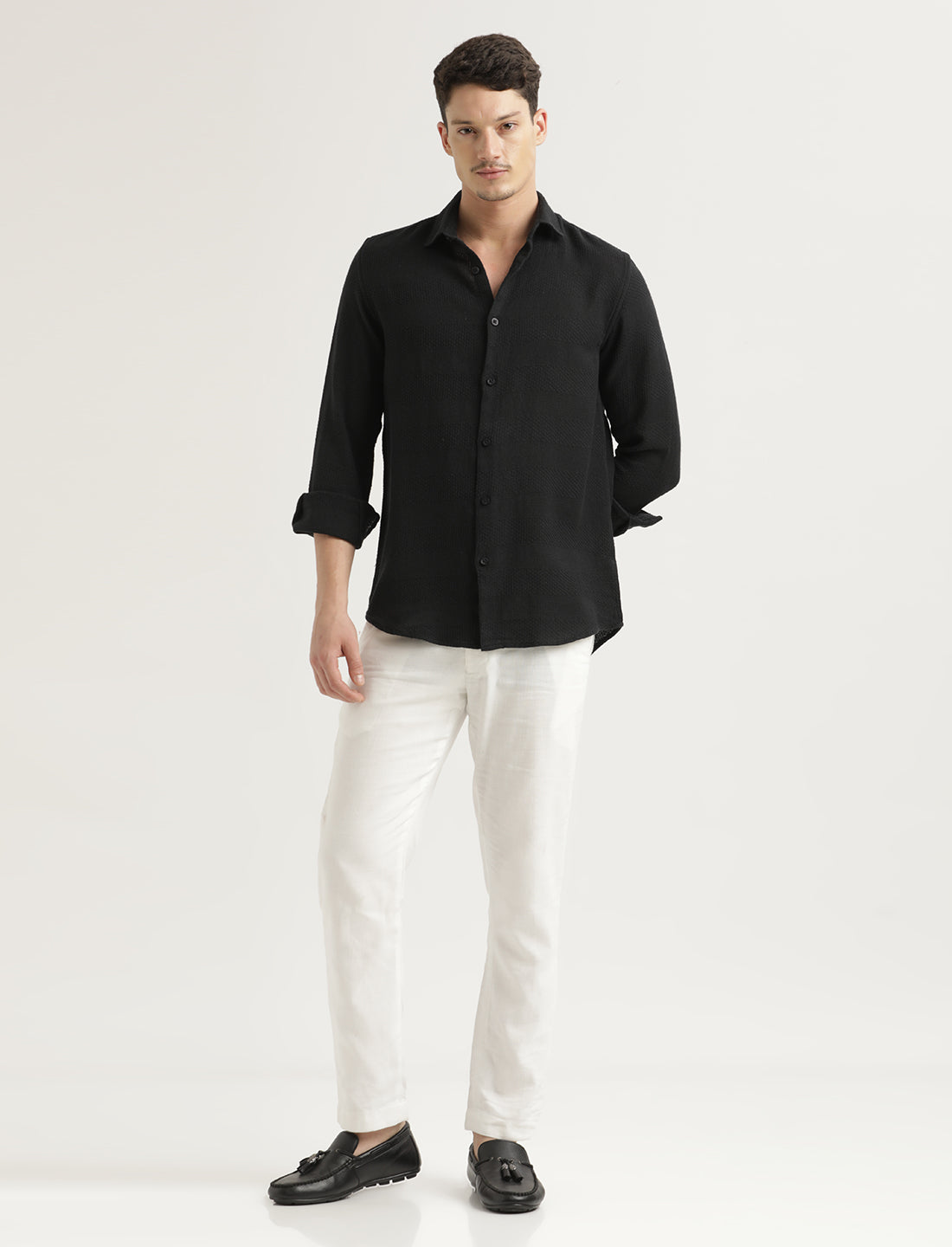 Men Textured Cotton Slim-Fit Shirt