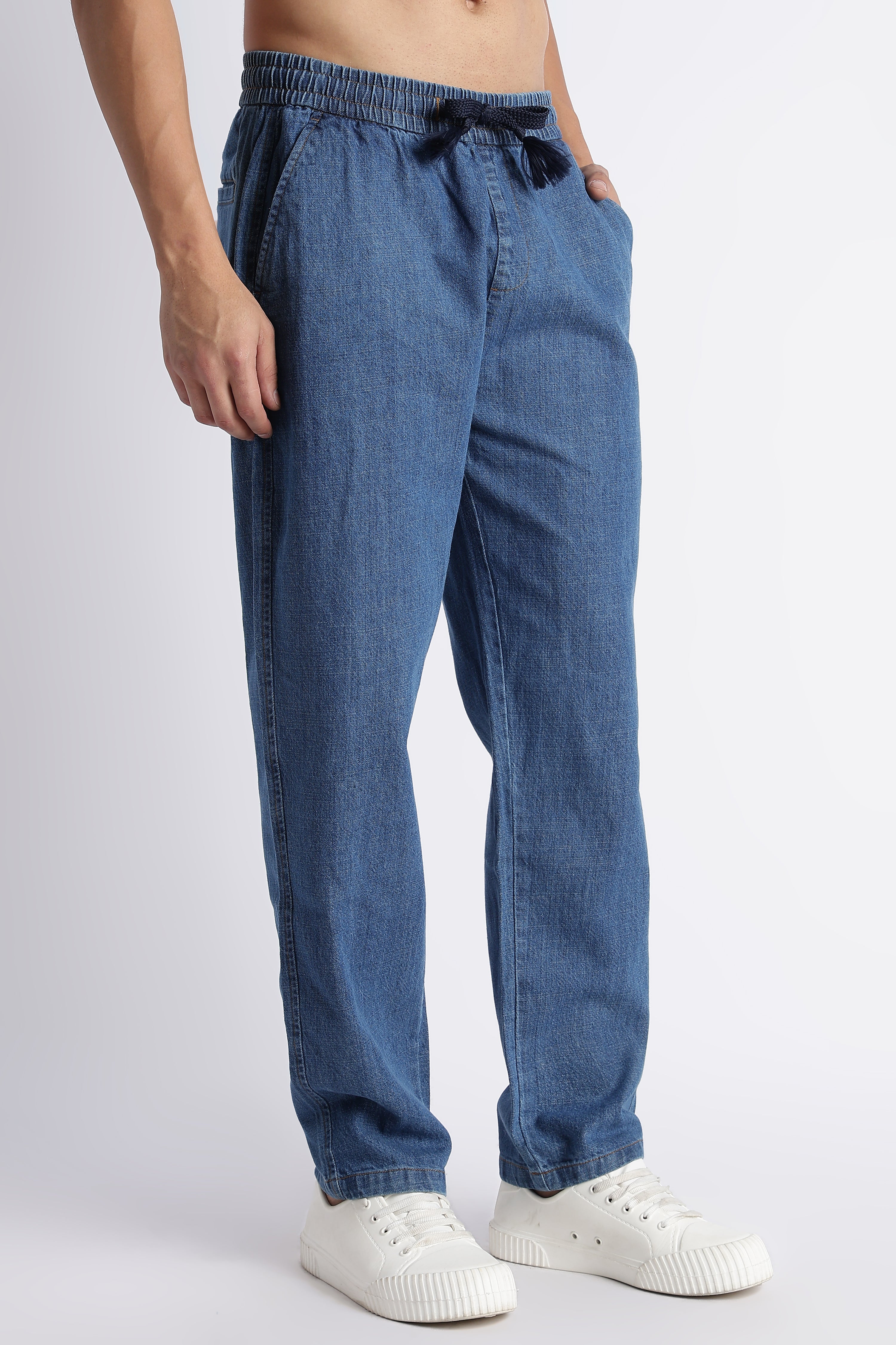 Men Mid Blue Drawstring Denim Pant