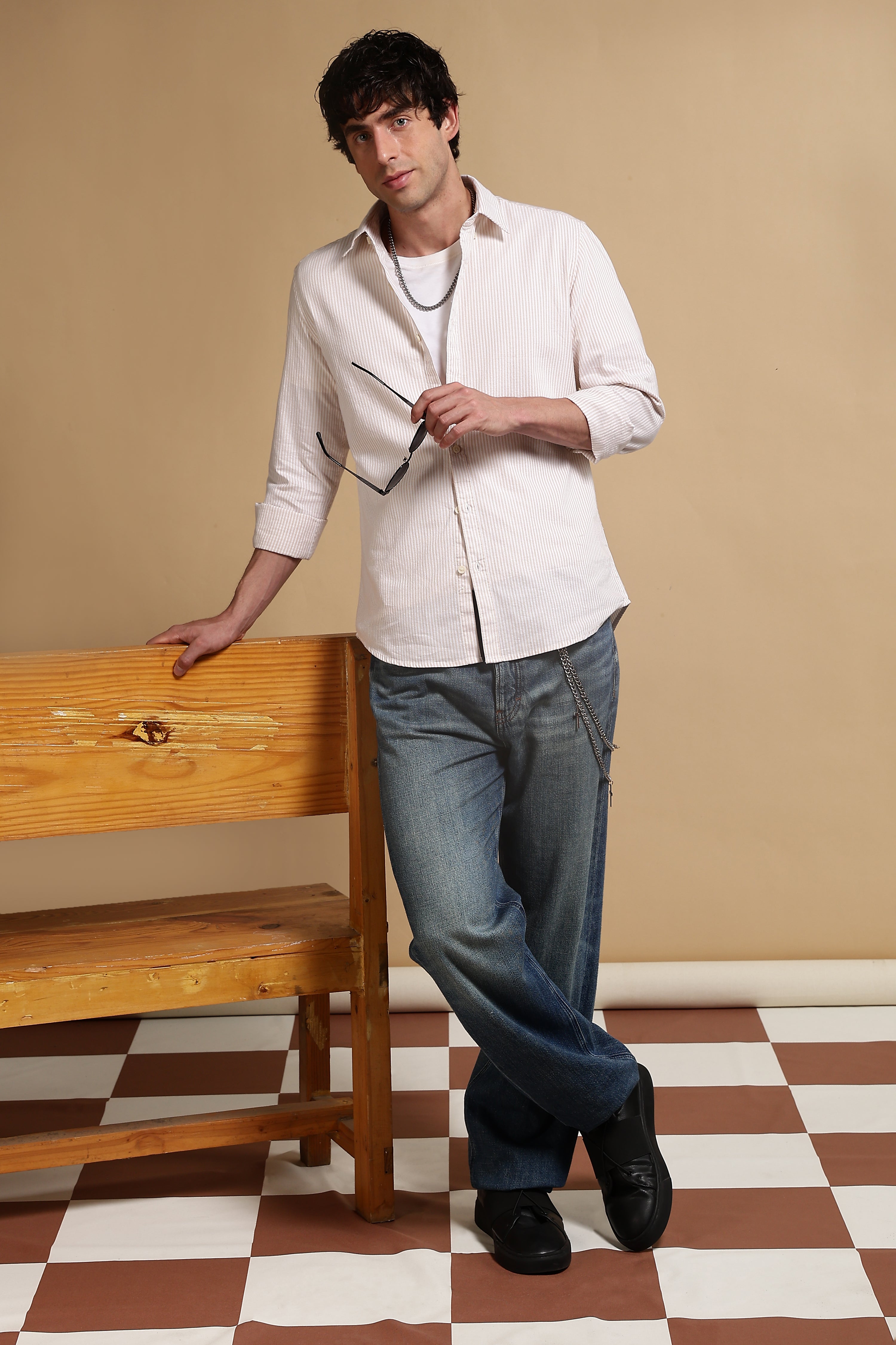 Men Cream Cotton Oxford Slim Fit Striped Shirt