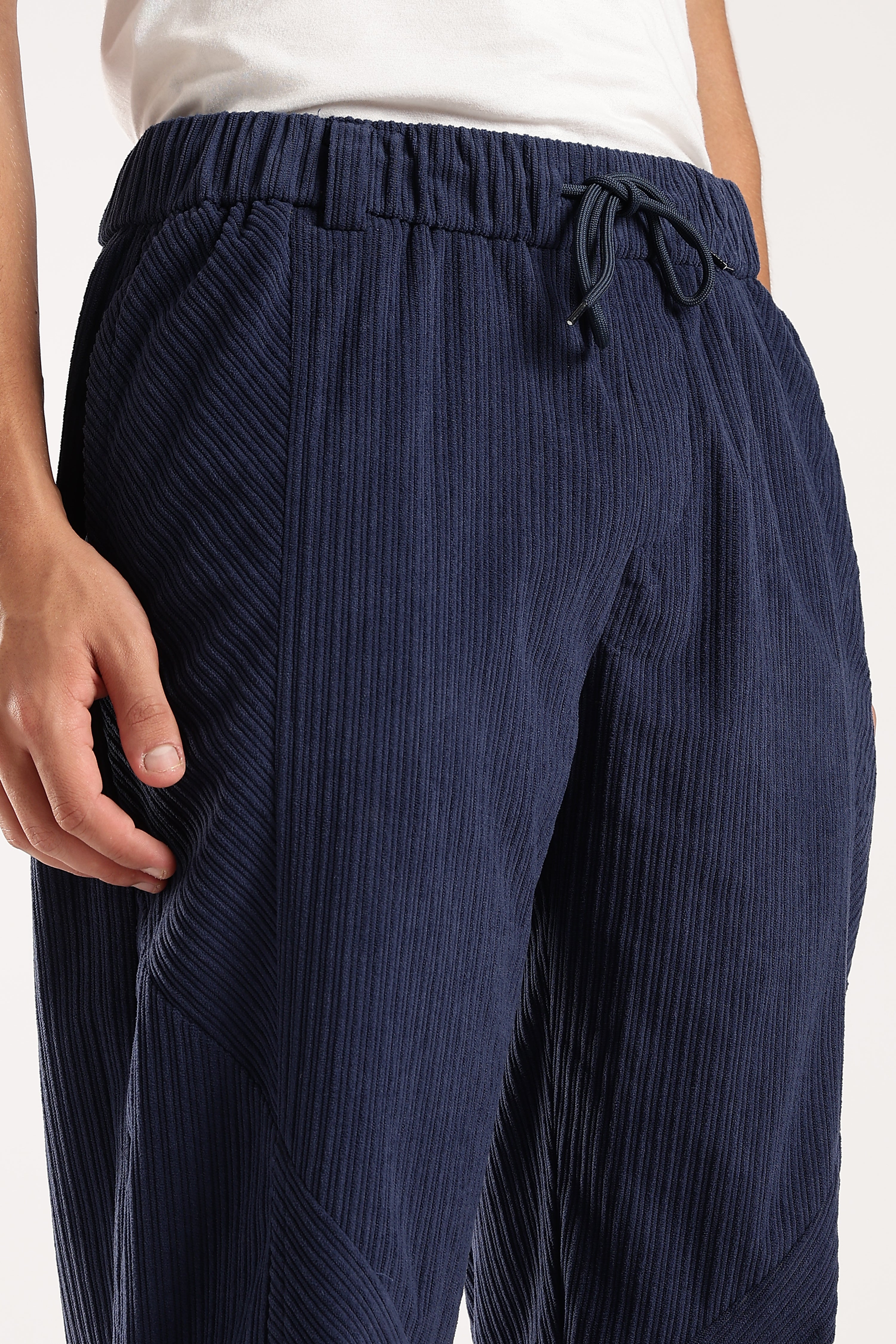 Men Blue Textured Drawcord Trousers