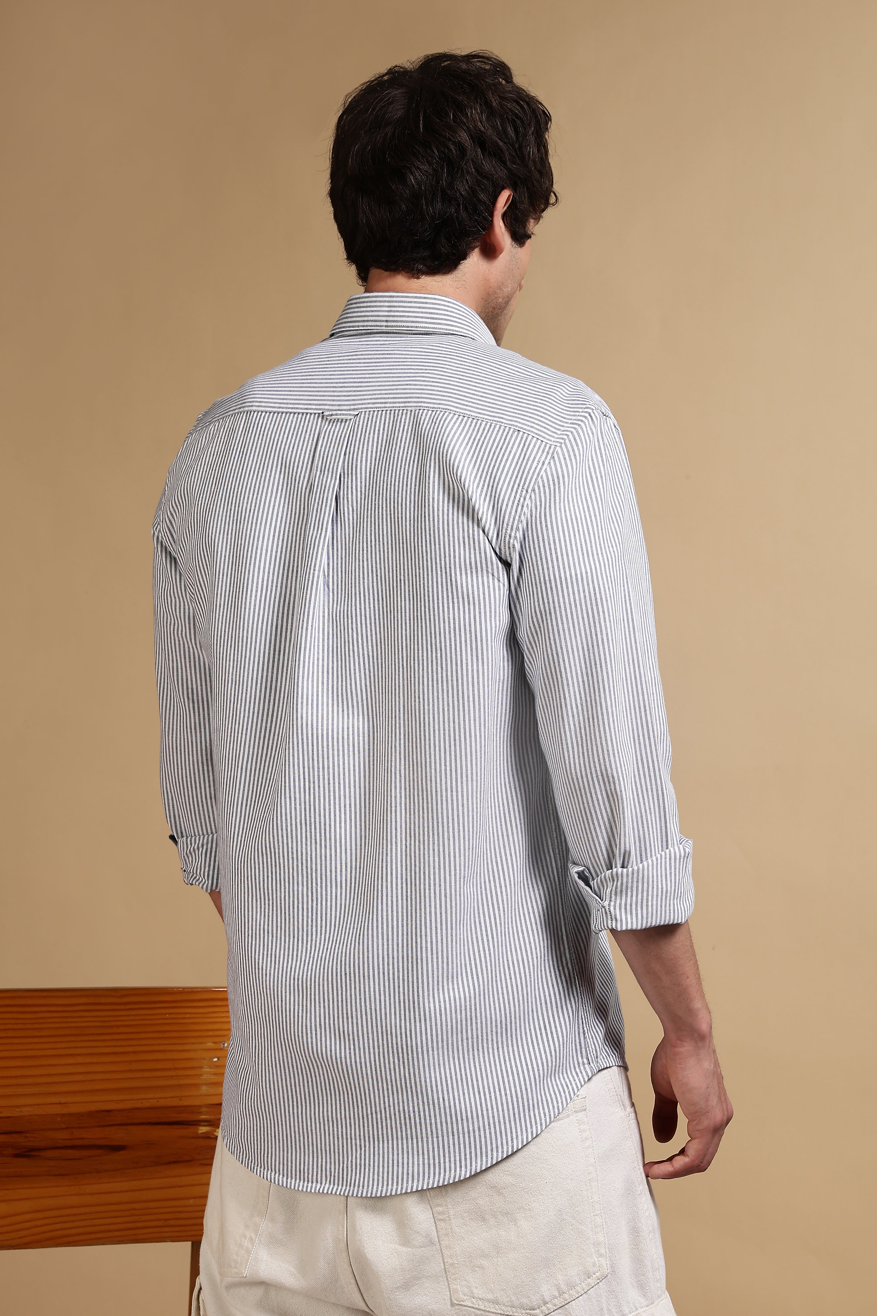 Men Navy Blue Cotton Oxford Slim Fit Striped Shirt