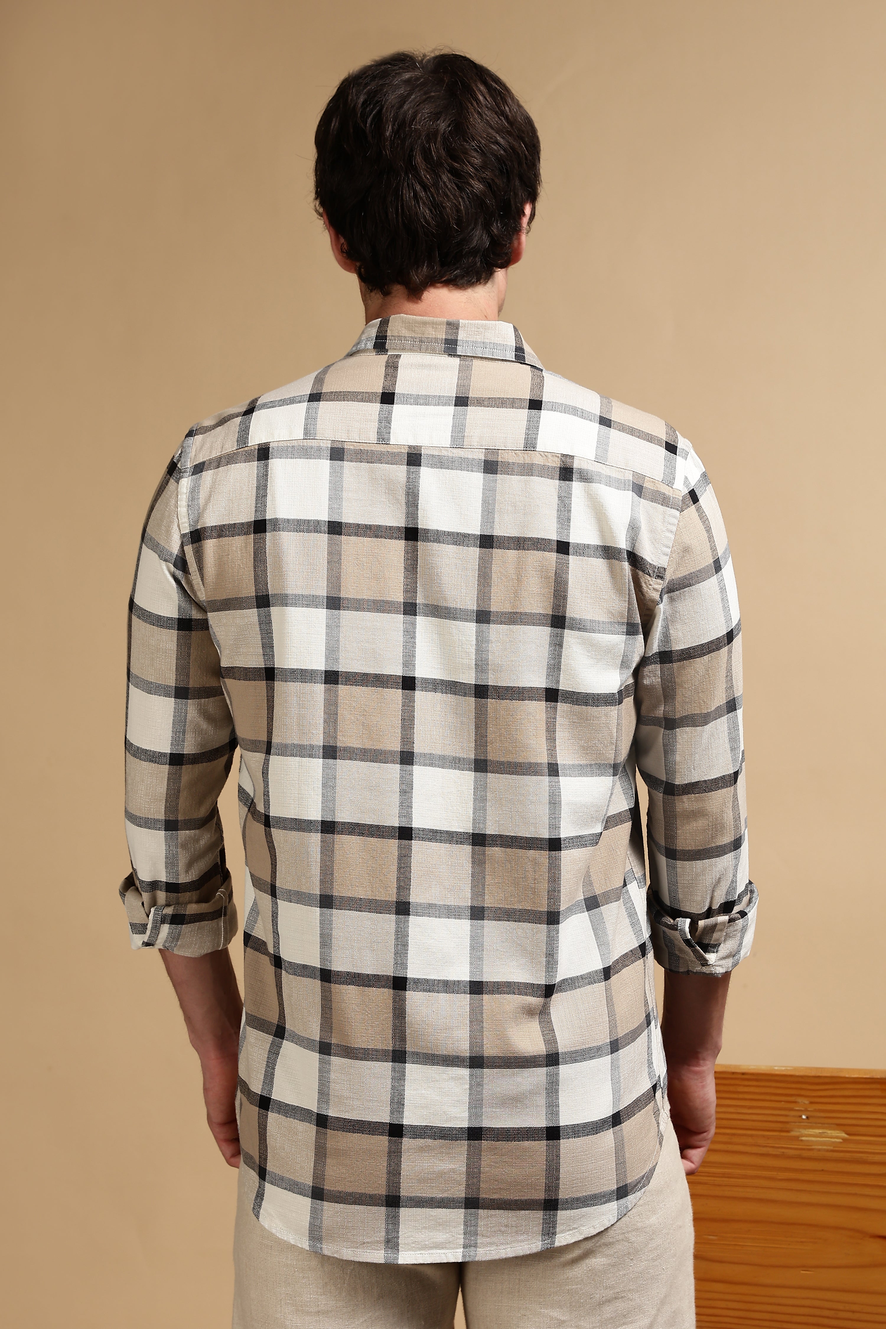 Men Cream Slim Fit Cotton Check Shirt