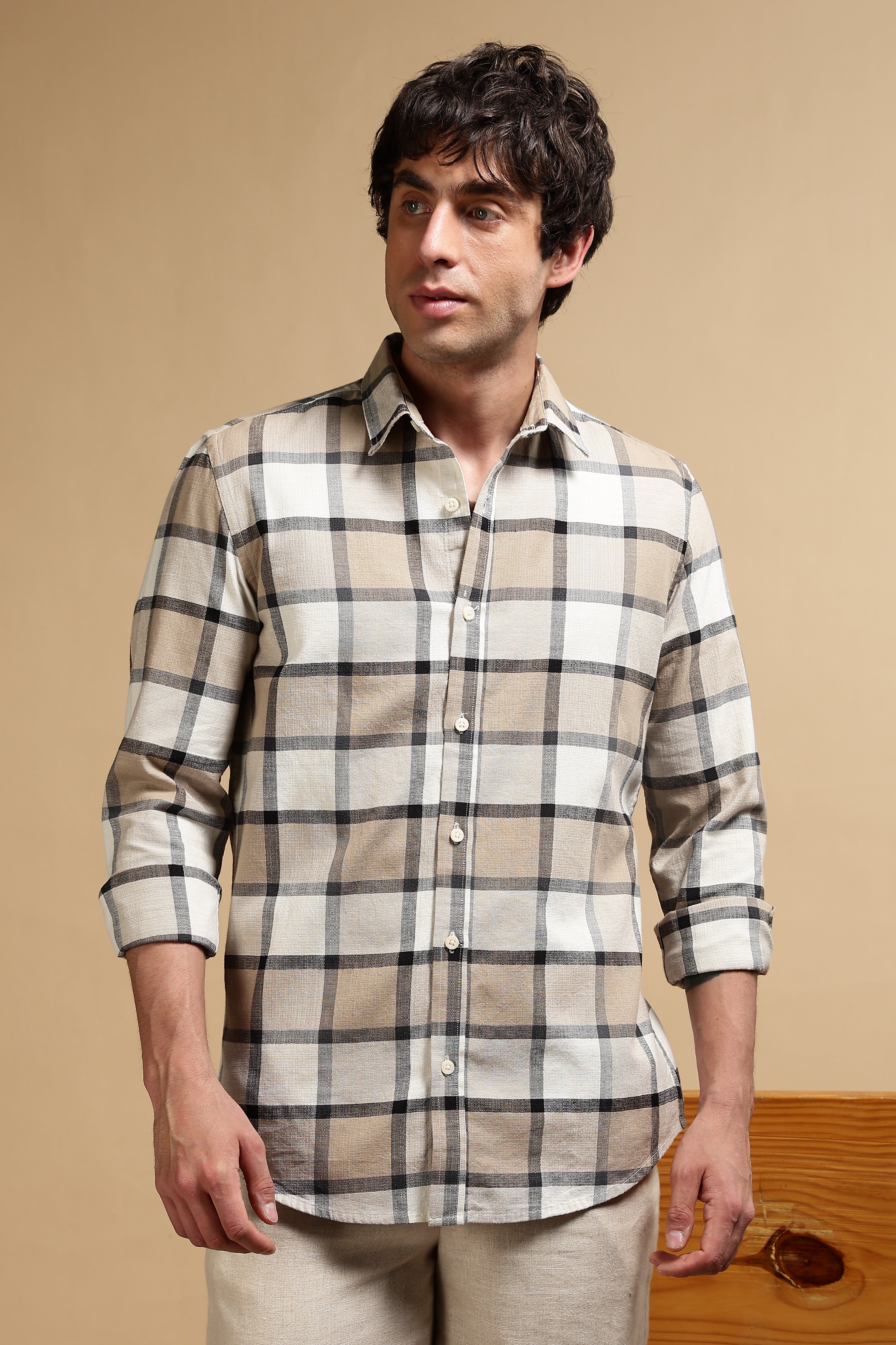 Men Cream Slim Fit Cotton Check Shirt