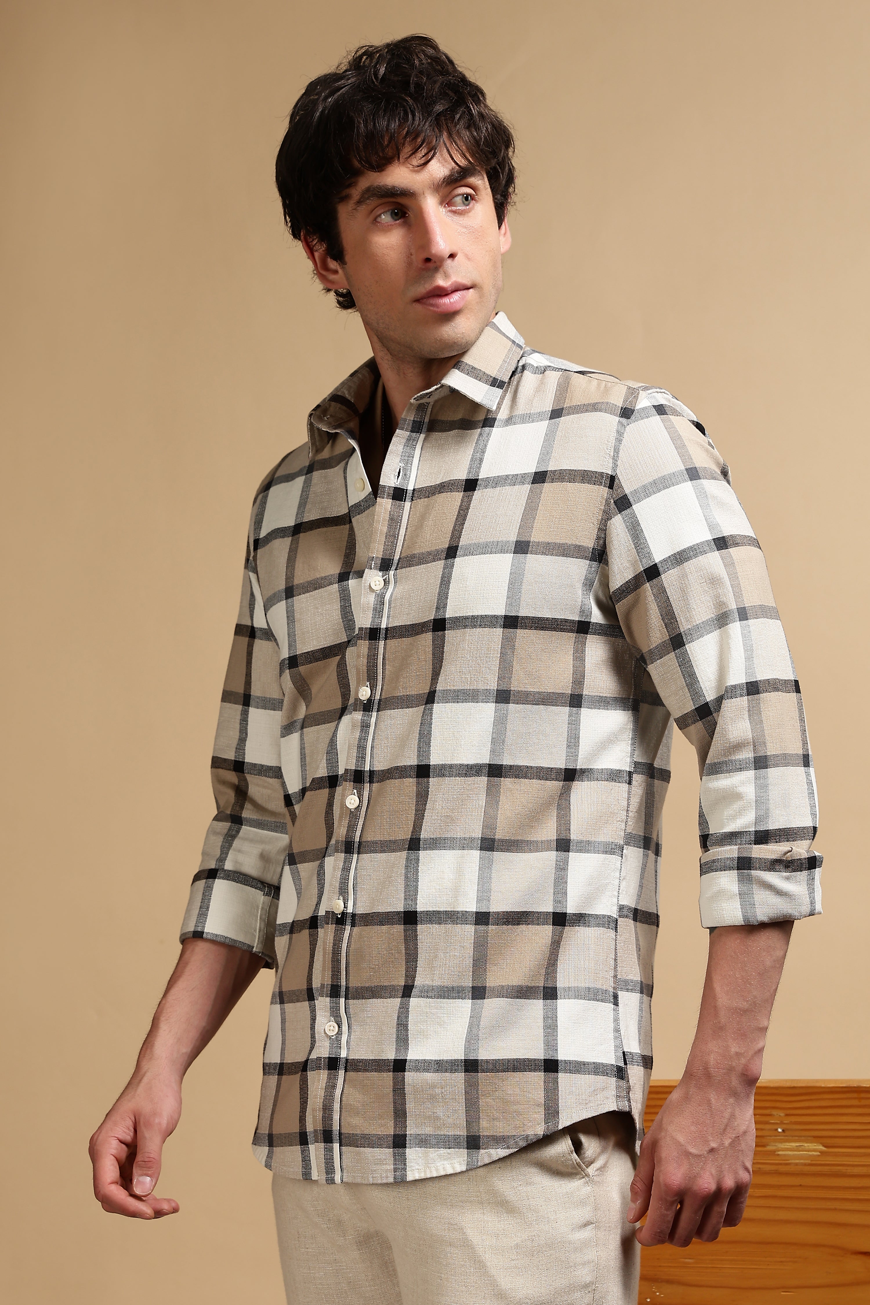 Men Cream Slim Fit Cotton Check Shirt
