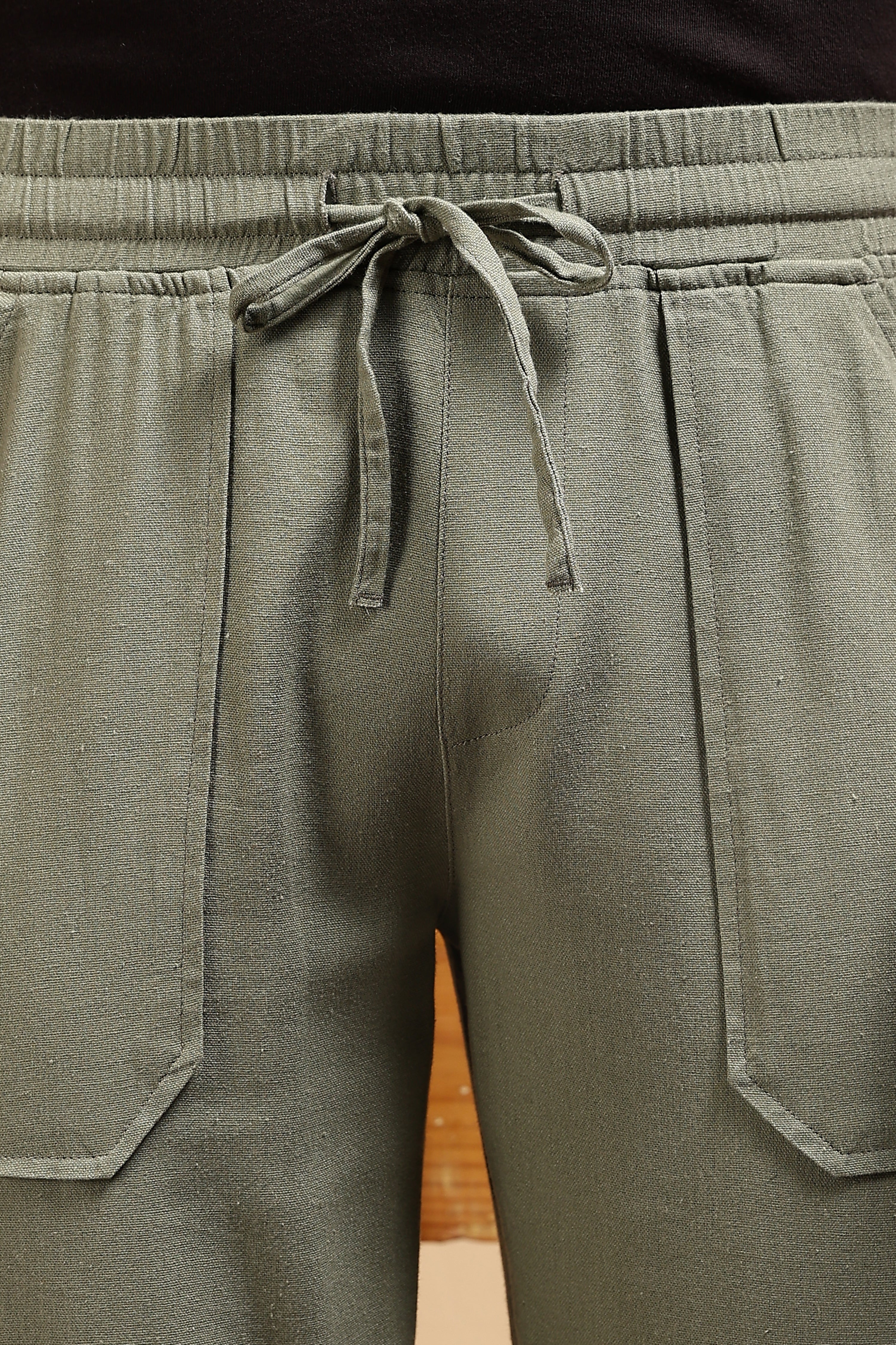 Men Olive Linen Blend Loose Fit Drawcord Trousers