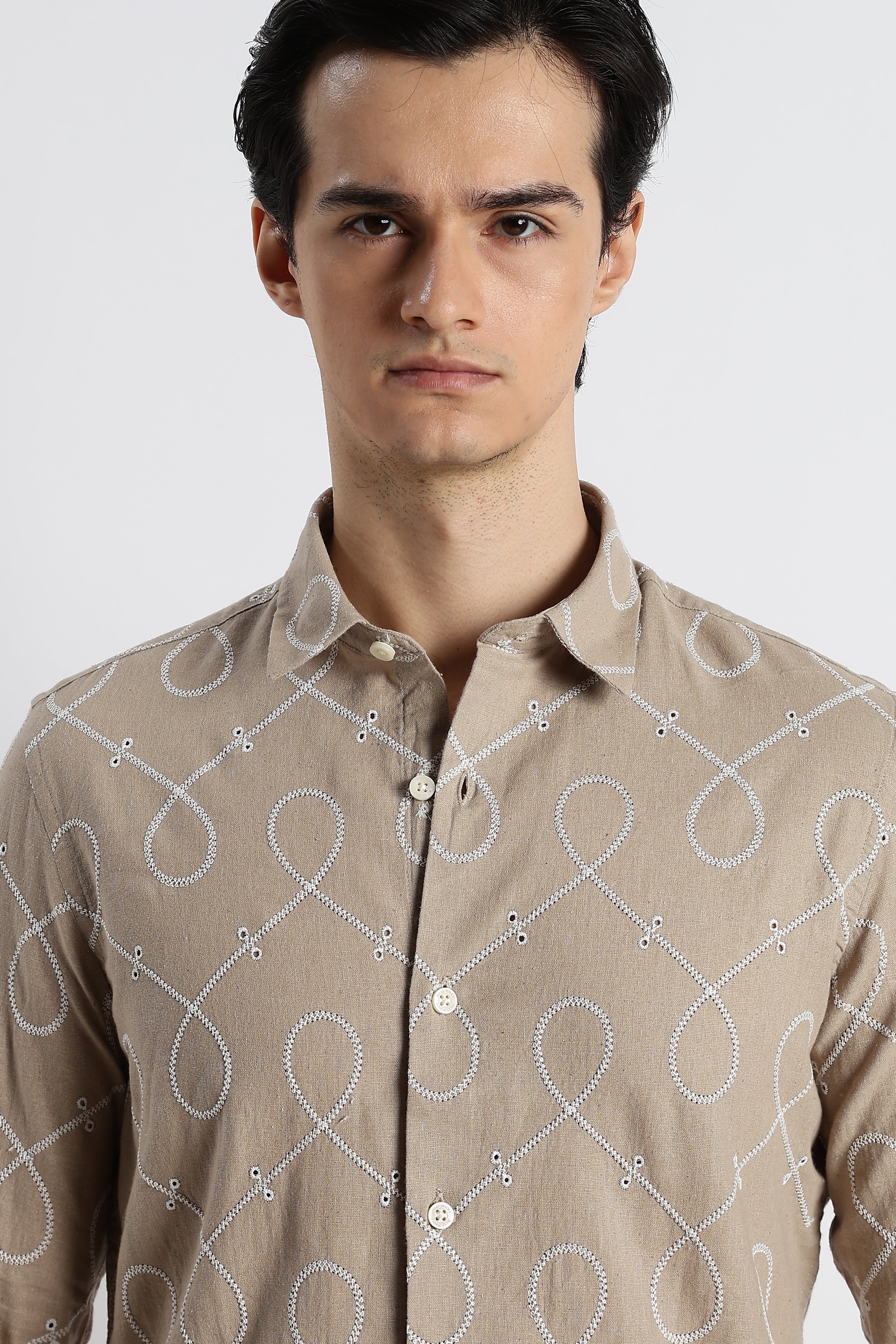 Men Embroidered Cotton-Linen Shirt