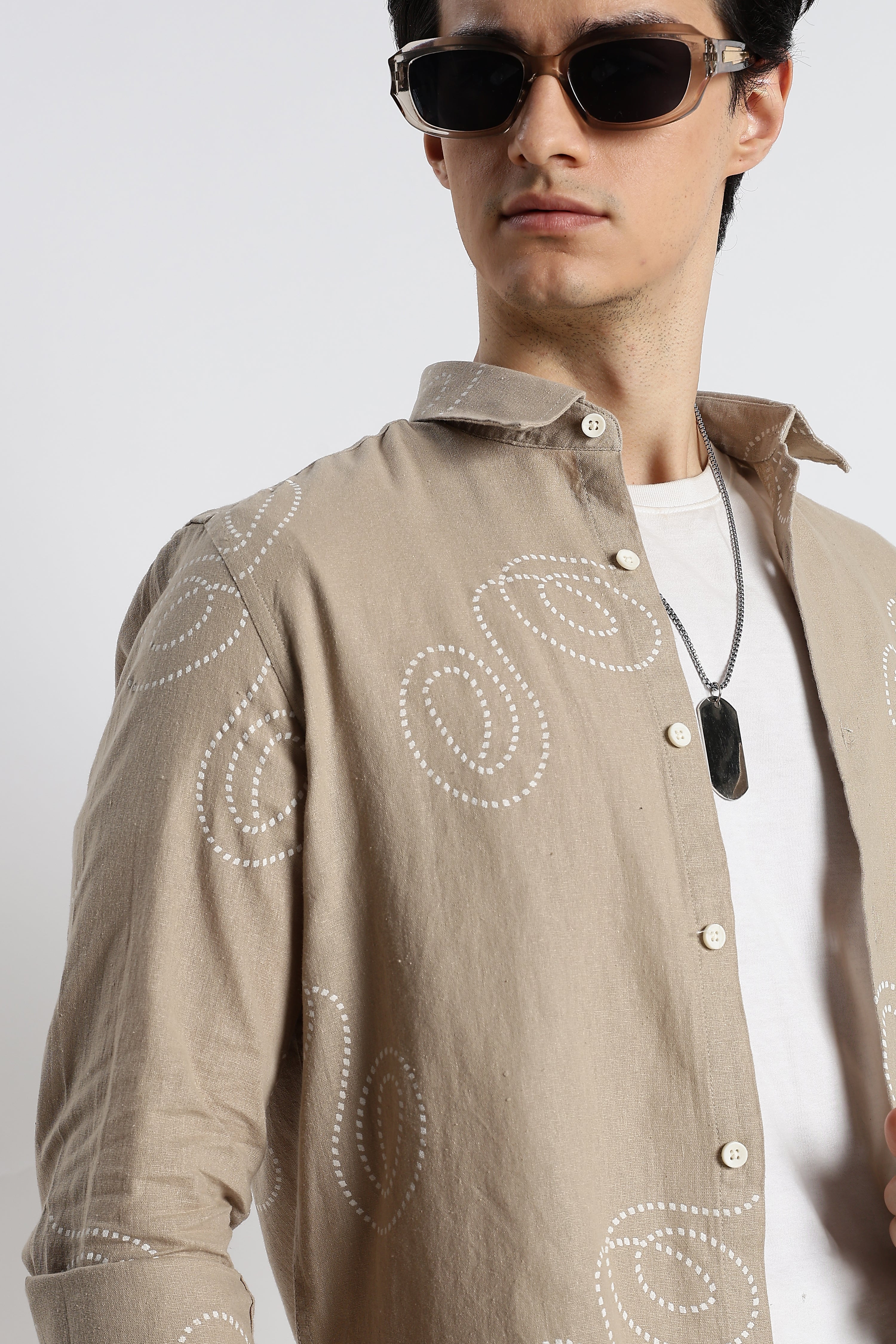 Men Dotted Swirl Printed Cotton Linen Shirt