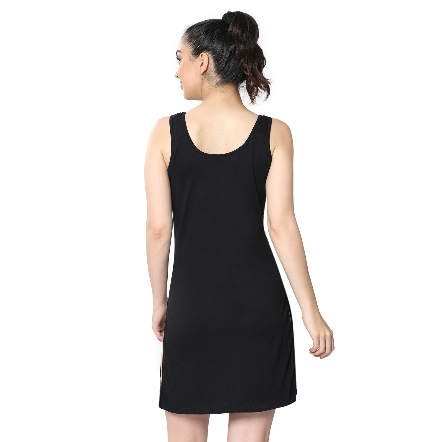 Relaxed Fit Scoop Neck Broad Shoulder Kurta Slip