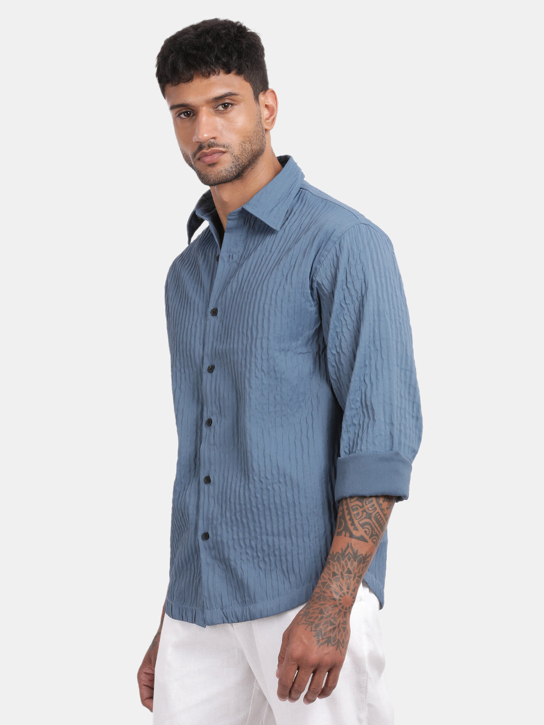 Men Blue Slim Fit Spread Collar Full Sleeve Casual Shirt