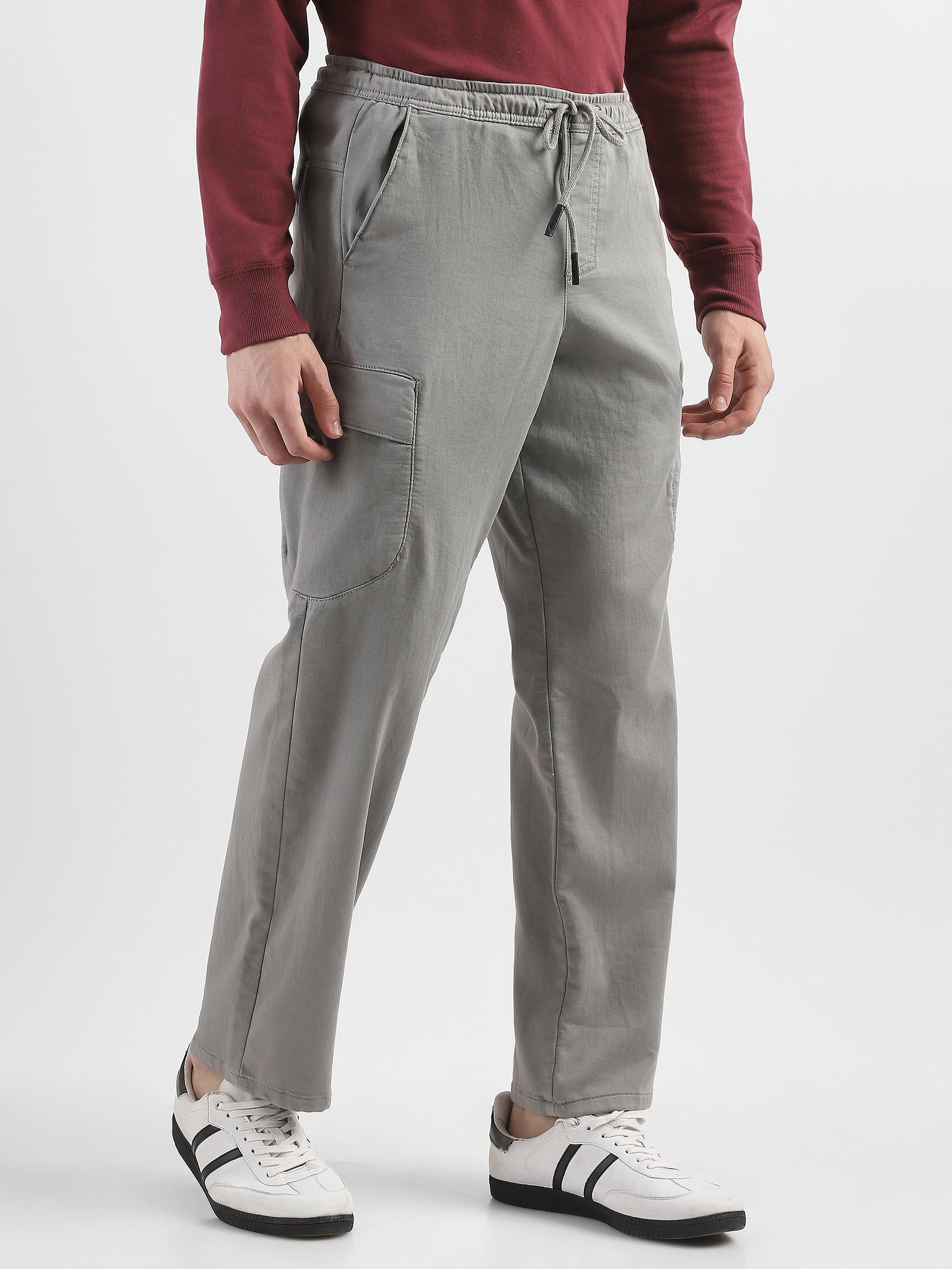 Men Grey Cotton Blend Cargo Pants with 6 Pockets