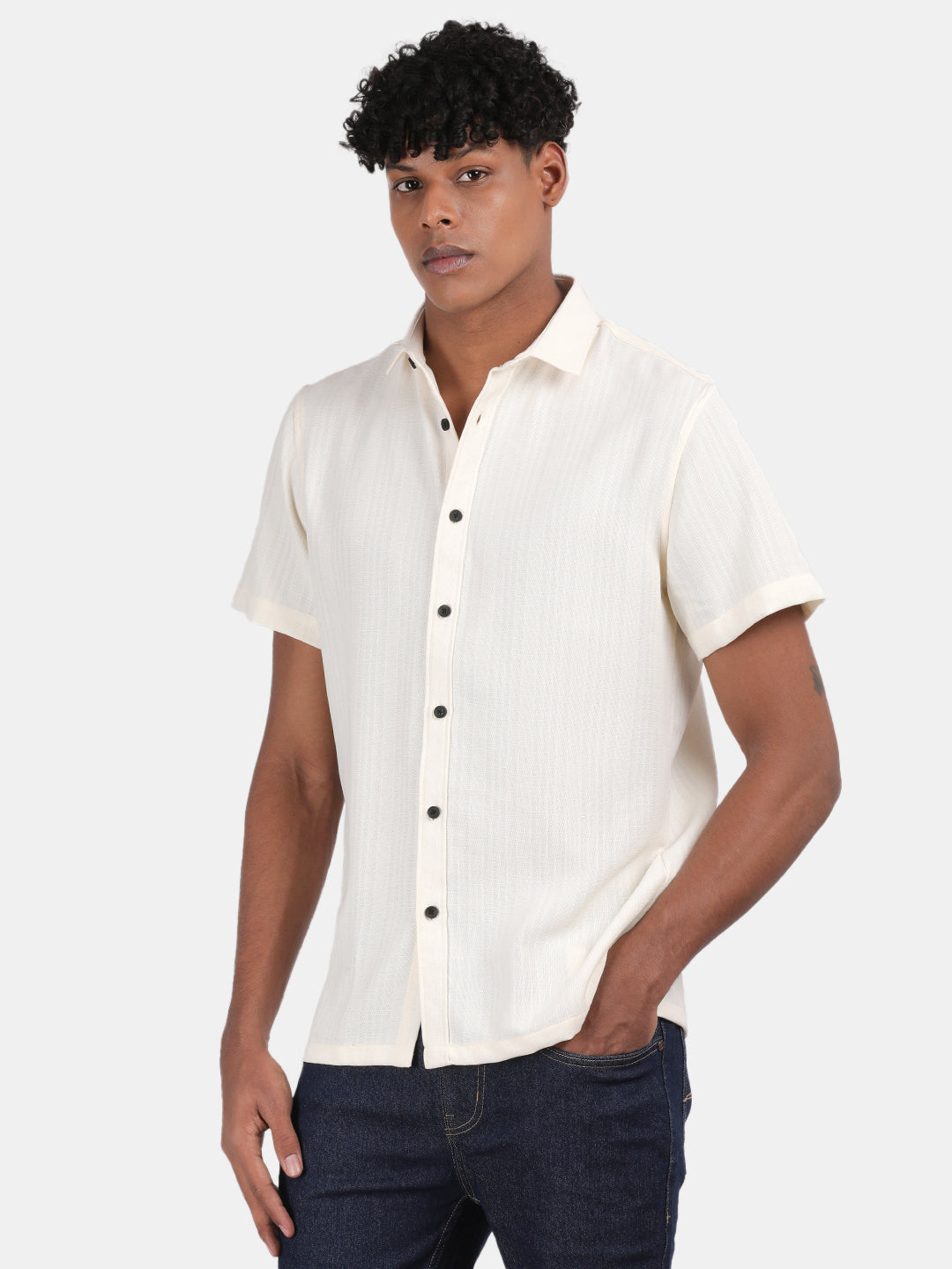 Men Cream Slim Fit Spread Collar Half Sleeve Casual Shirt