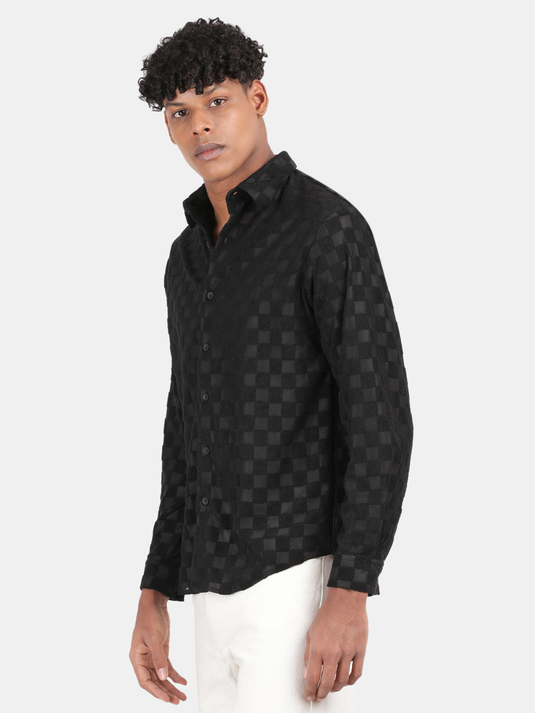 Men Black Slim Fit Spread Collar Full Sleeve Casual Shirt