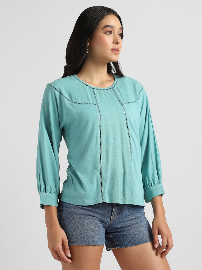 Women Green  Elegant Top with Balloon Sleeves and Lace Inserts