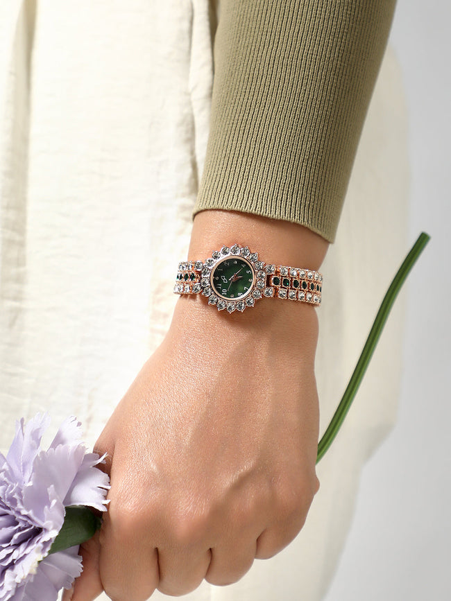 The Sleek Block Round Watch