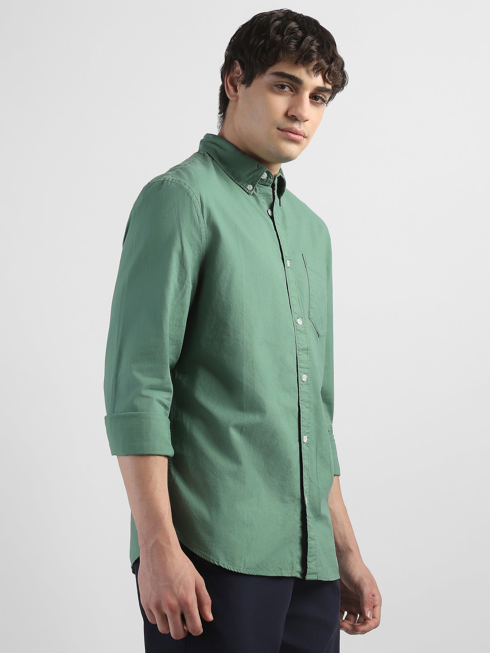 Men Green Regular Fit Spread Collar Shirt