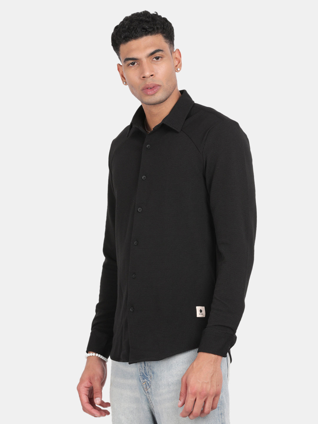 Men Black Slim Fit Spread Collar Full Sleeve Casual Shirt