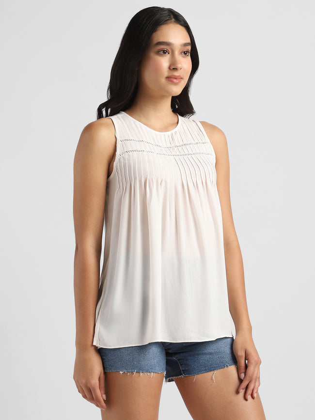 Women White Pleated Top