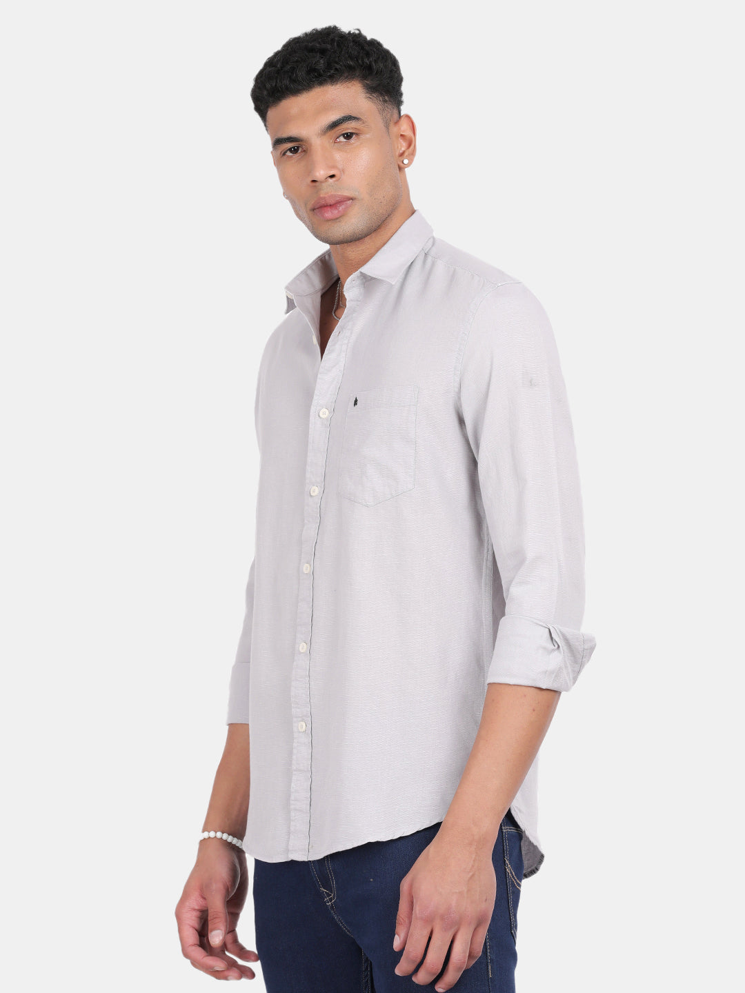 Men Silver Slim Fit Spread Collar Full Sleeve Casual Shirt