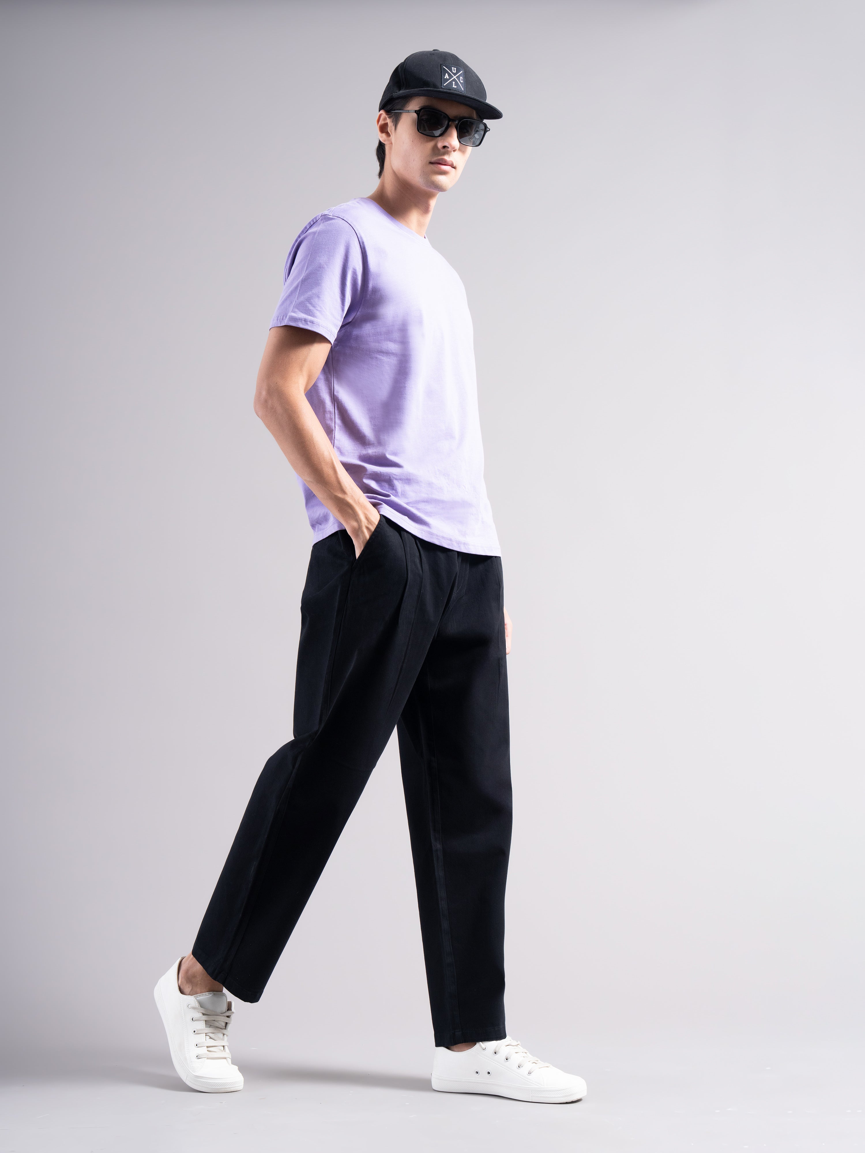 Men Black Elastic Waist Trousers