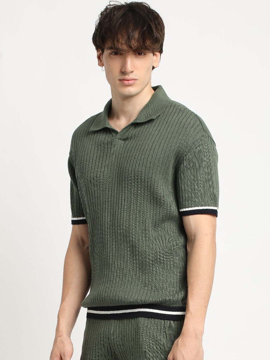 Men Green Knitted Regular Fit Polo Collar T-shirt