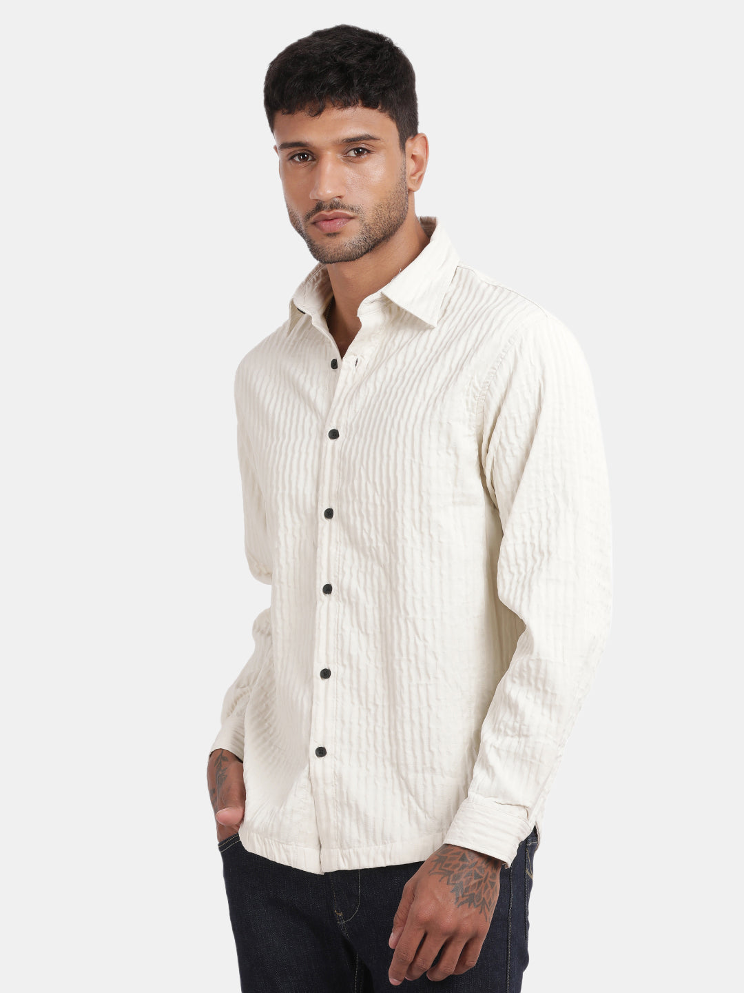 Men Cream Slim Fit Spread Collar Full Sleeve Casual Shirt
