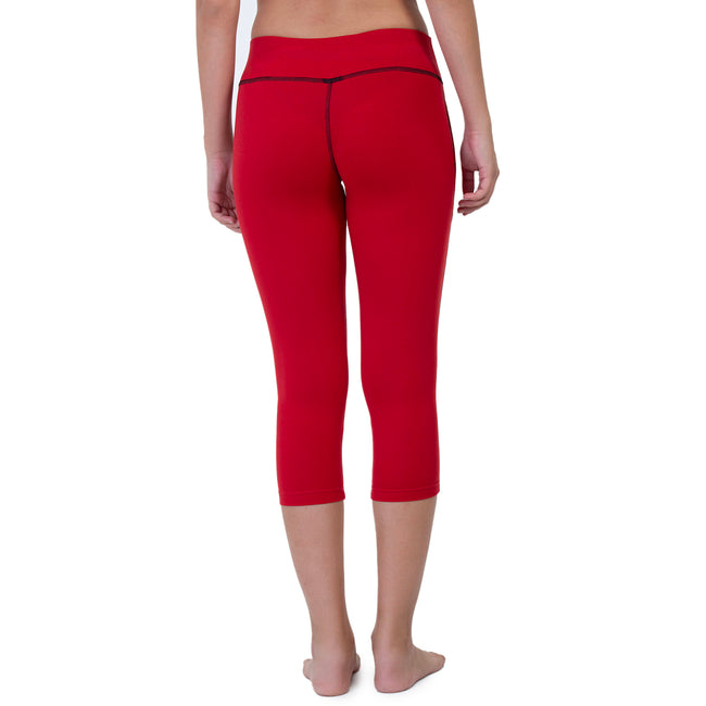 Women Maroon 3/4th Length Capri