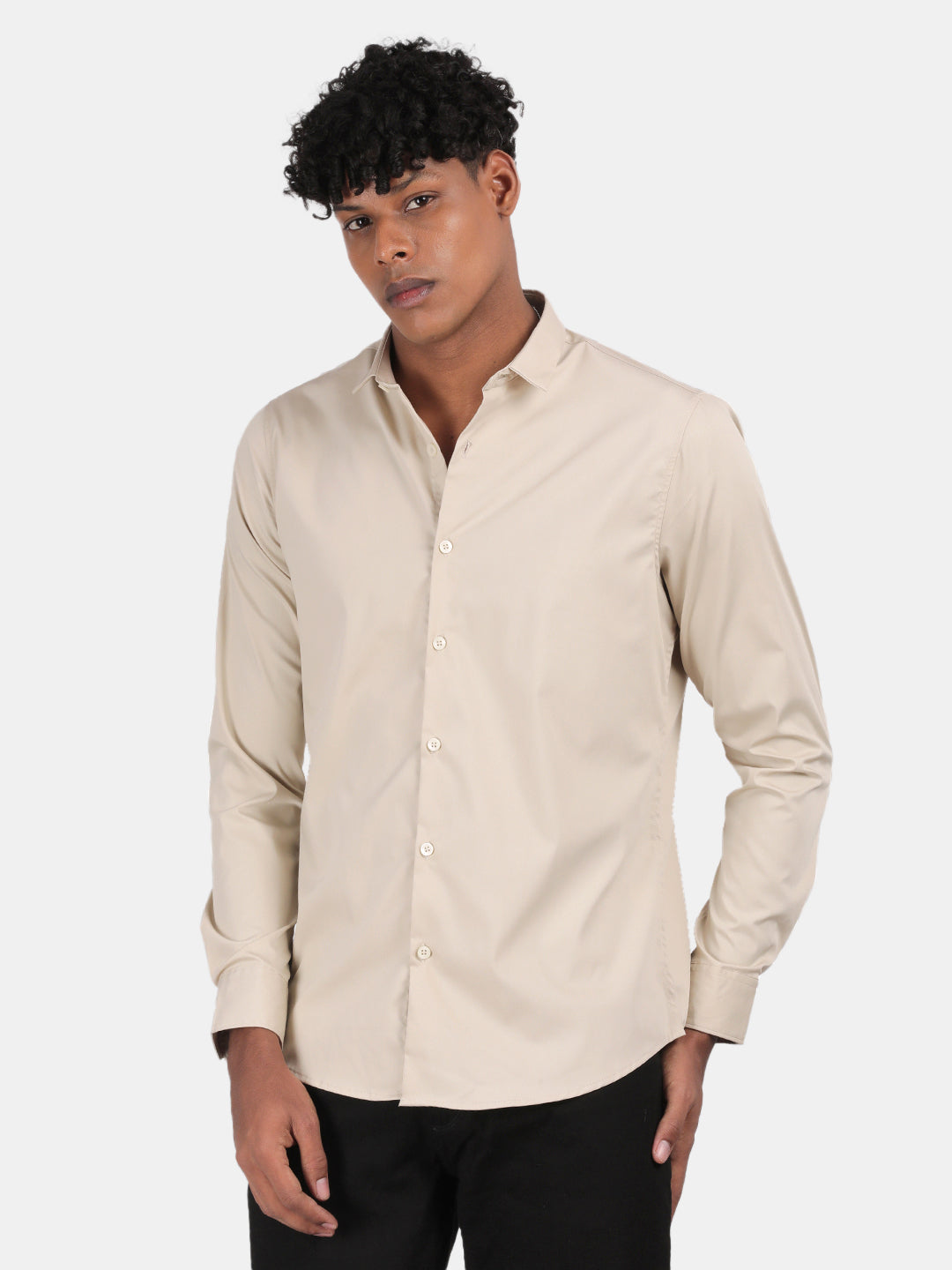 Men Cream Slim Fit Spread Collar Full Sleeve Casual Shirt