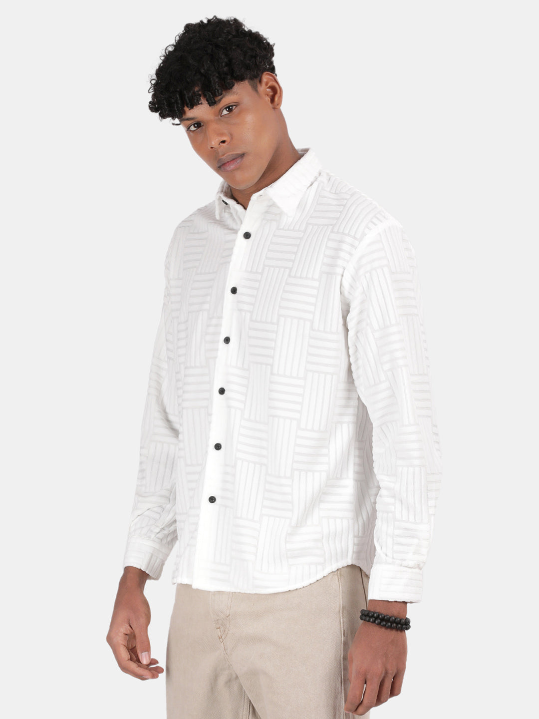 Men White Slim Fit Spread Collar Full Sleeve Casual Shirt