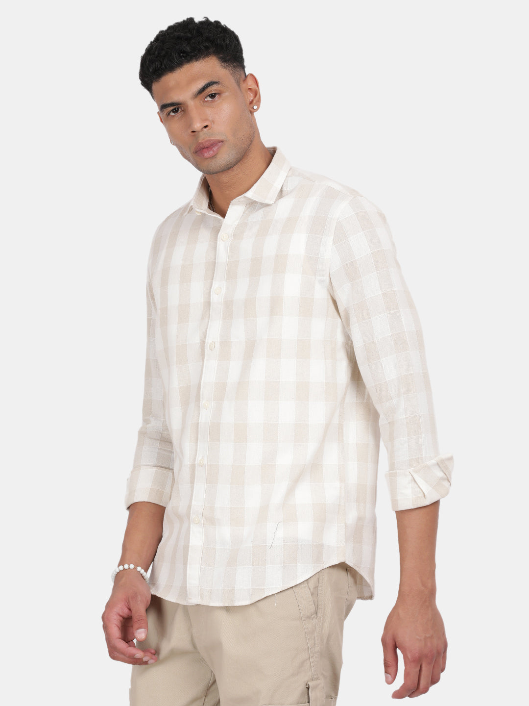 Men Beige Slim Fit Spread Collar Full Sleeve Casual Shirt