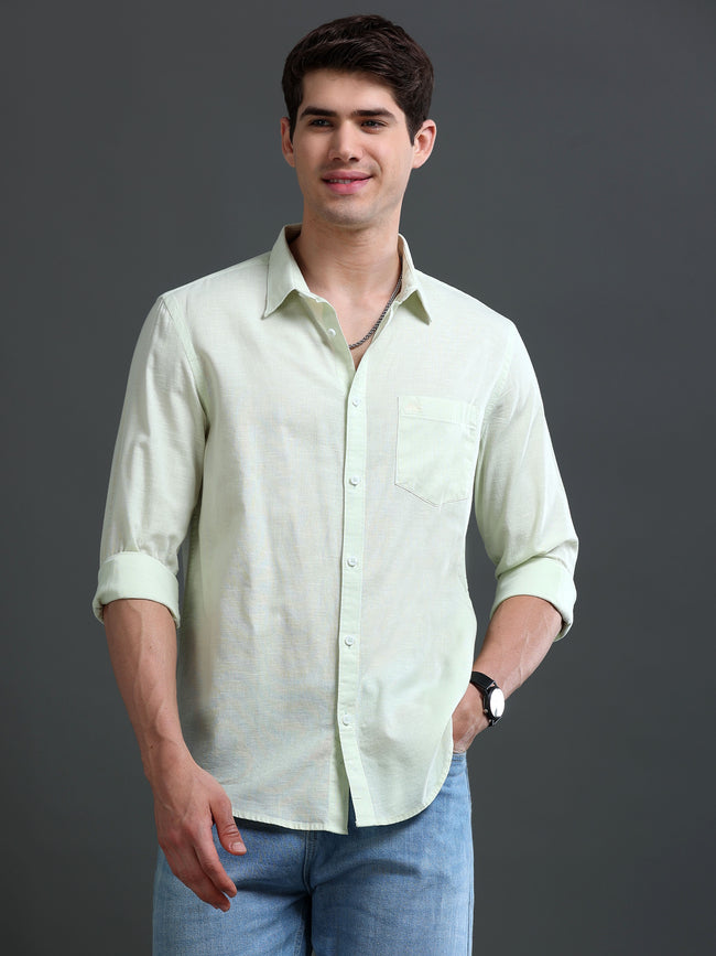 Men Green Slub Solid Shirt