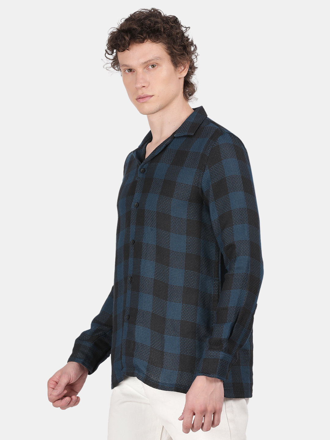 Men Green Slim Fit Lapel Collar Full Sleeve Casual Shirt