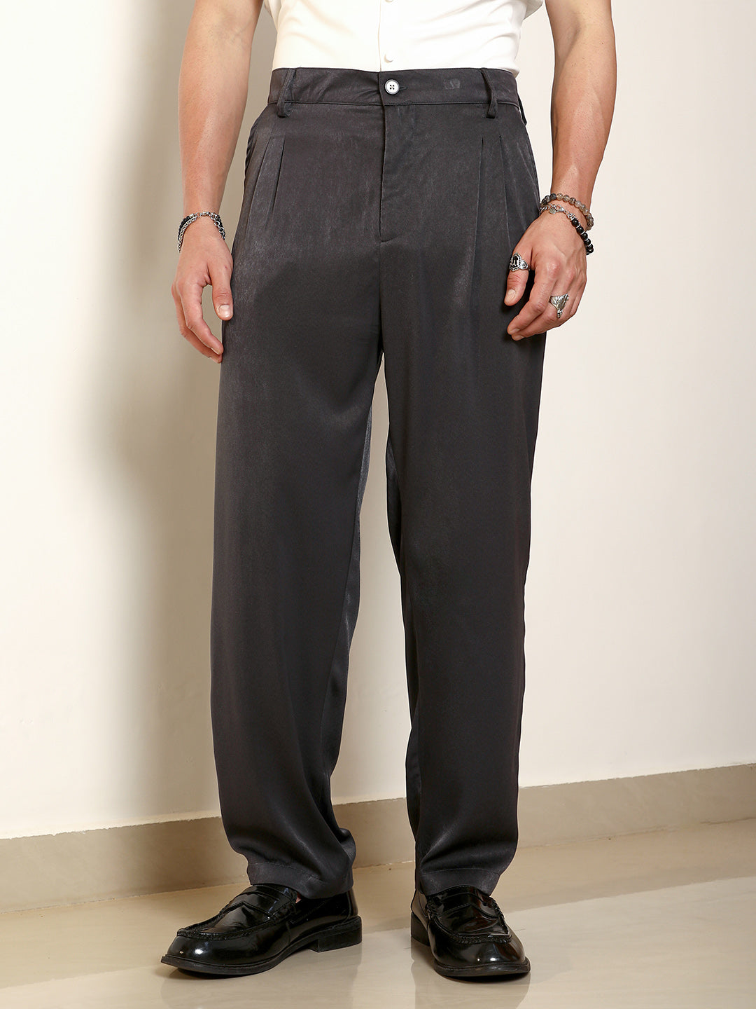 Men Light Weight Black Pleated Trousers