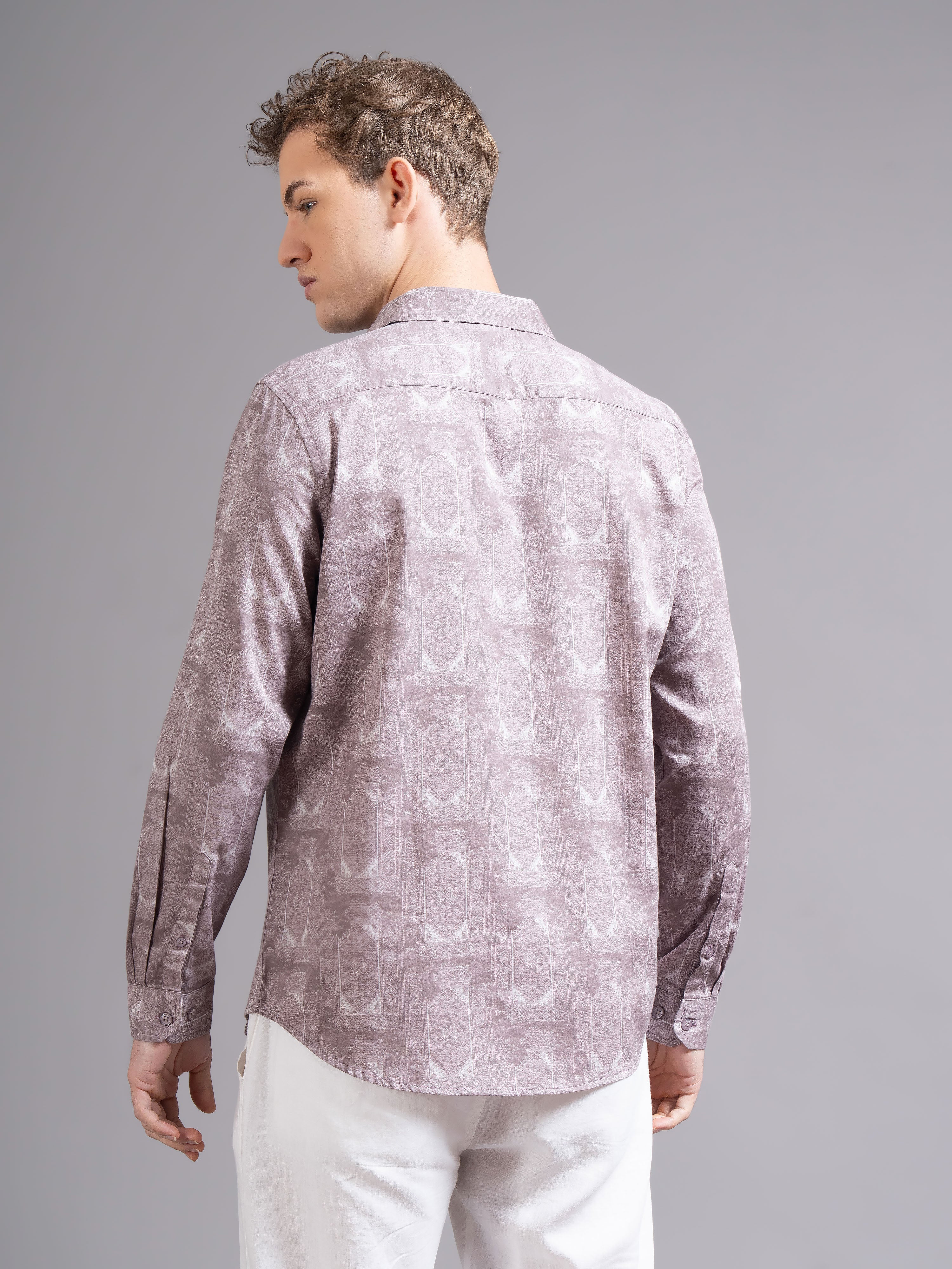 Men Mauve Geometric Print Shirt