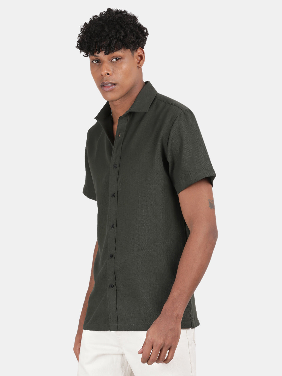 Men Pink Slim Fit Spread Collar Half Sleeve Casual Shirt