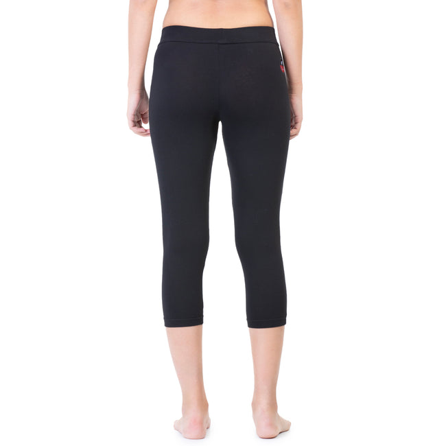 Women Black 3/4th Length Capri