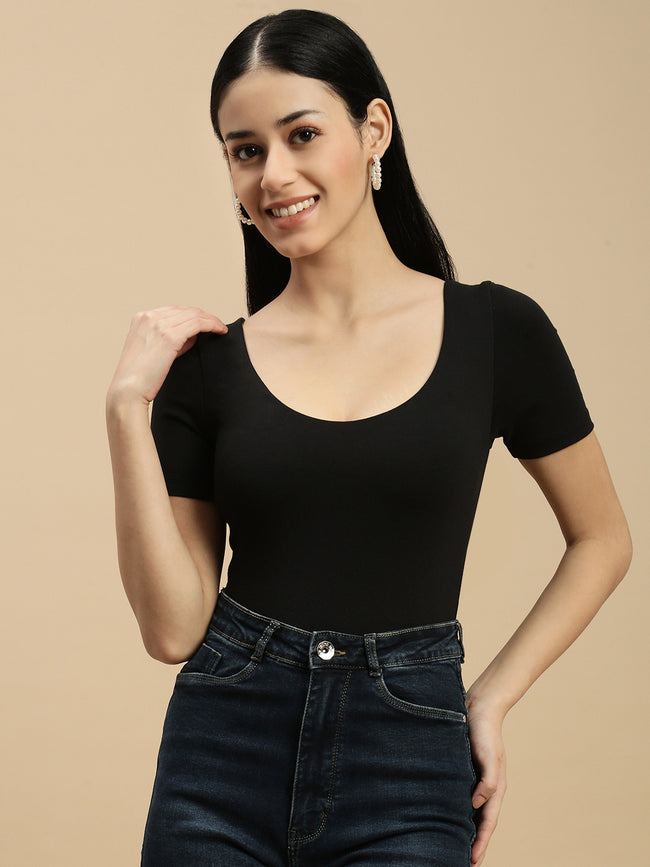 Women Black Half Sleeve Crop Top