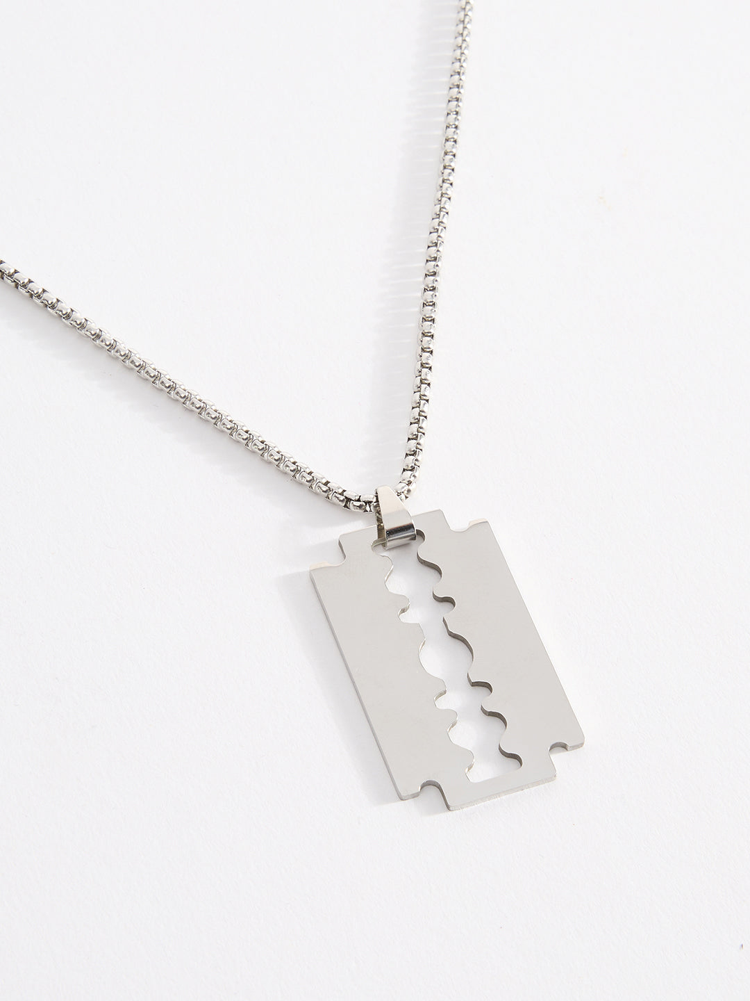 Men Edgy Razor Blade Pendant Chain With Lobster Closure