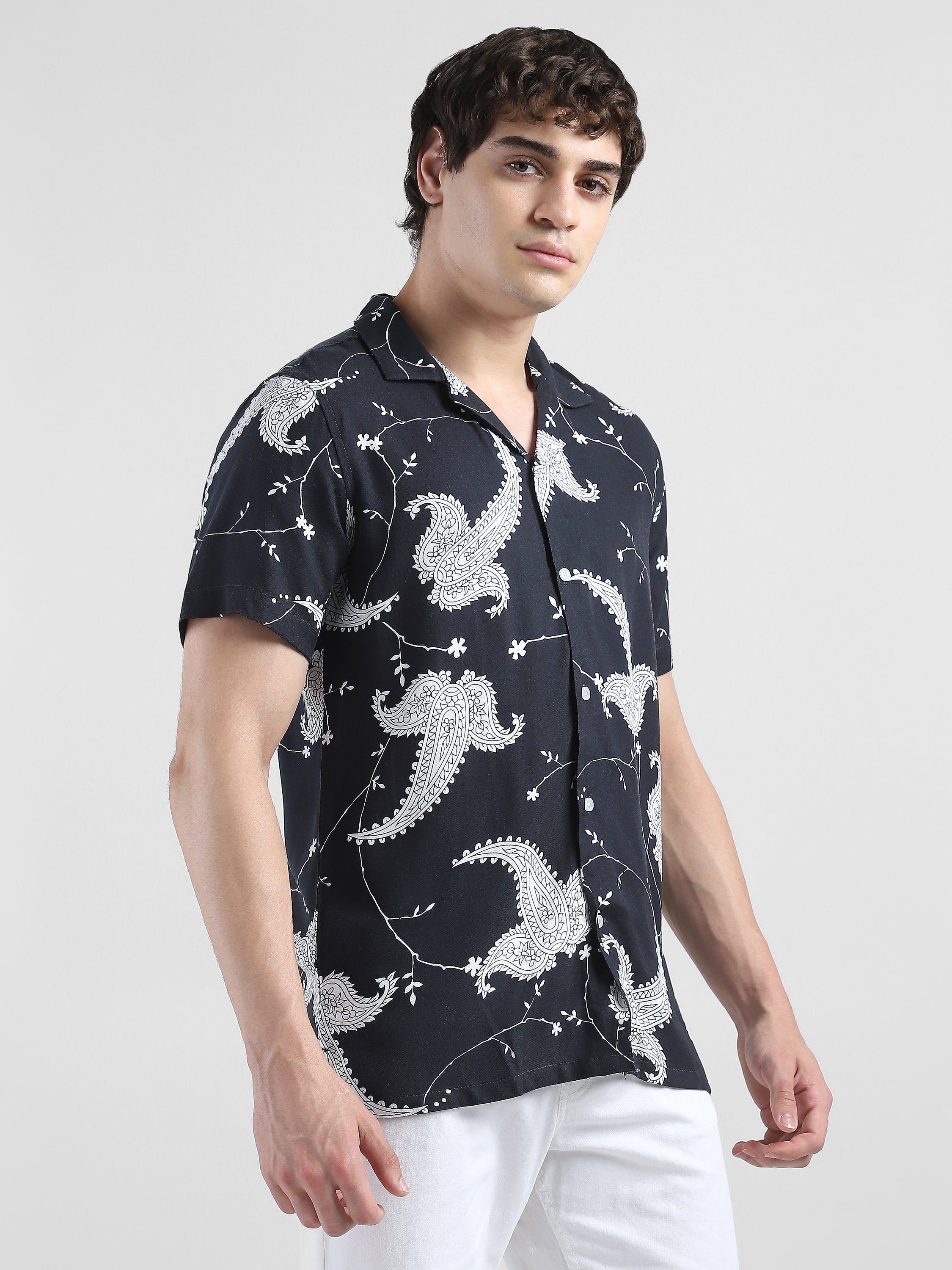 Men Black Comfort Fit Shirts