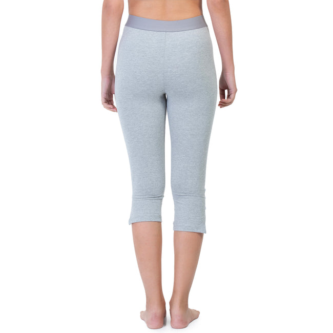 Women Grey 3/4th Solid Capri