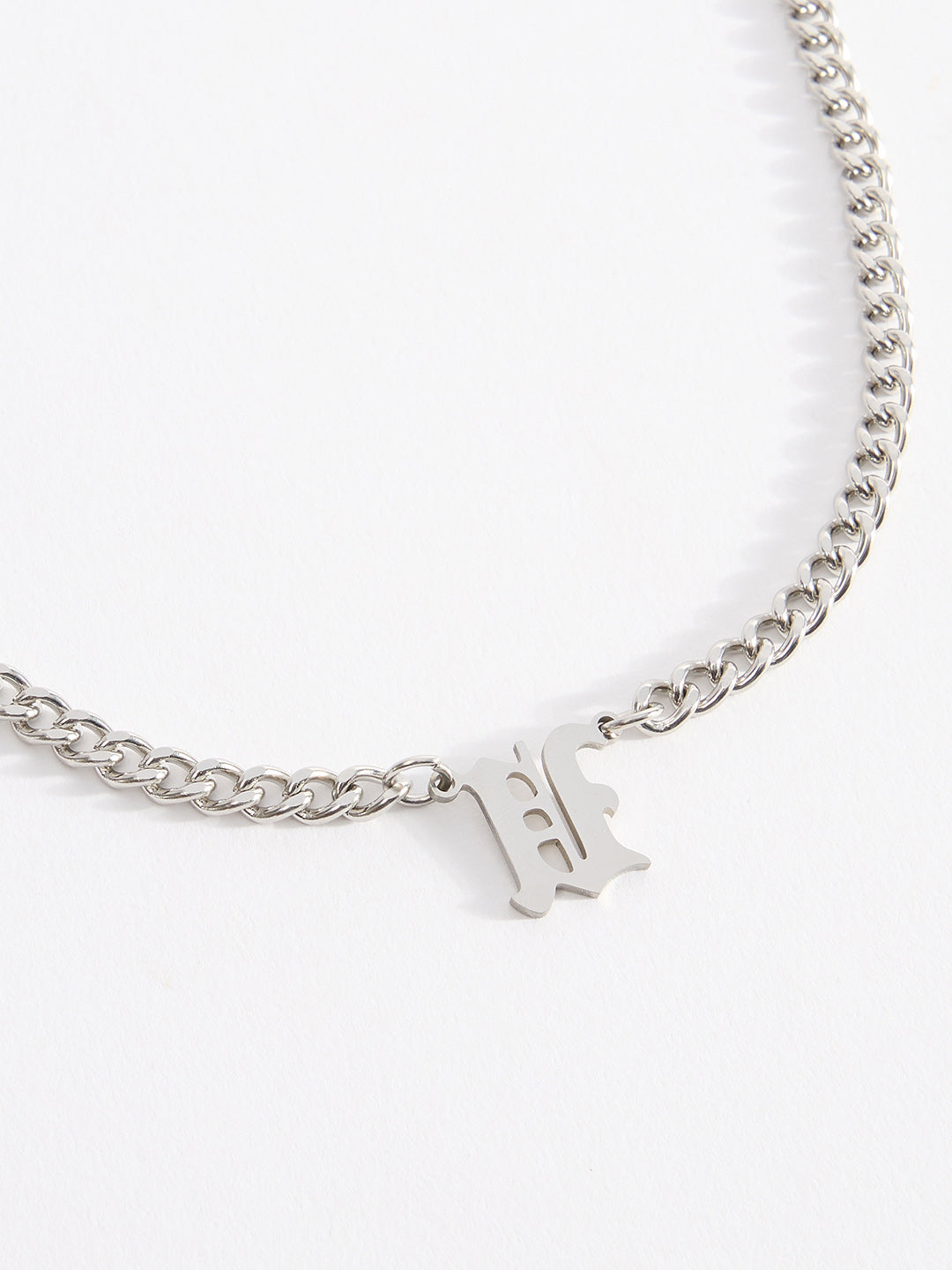Men Stainless Steel Chain With Pendant and Lobster Closure