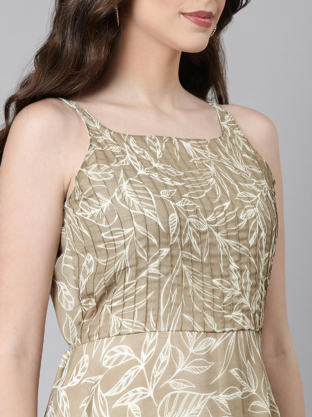 Women Beige Floral Chiffon Dress