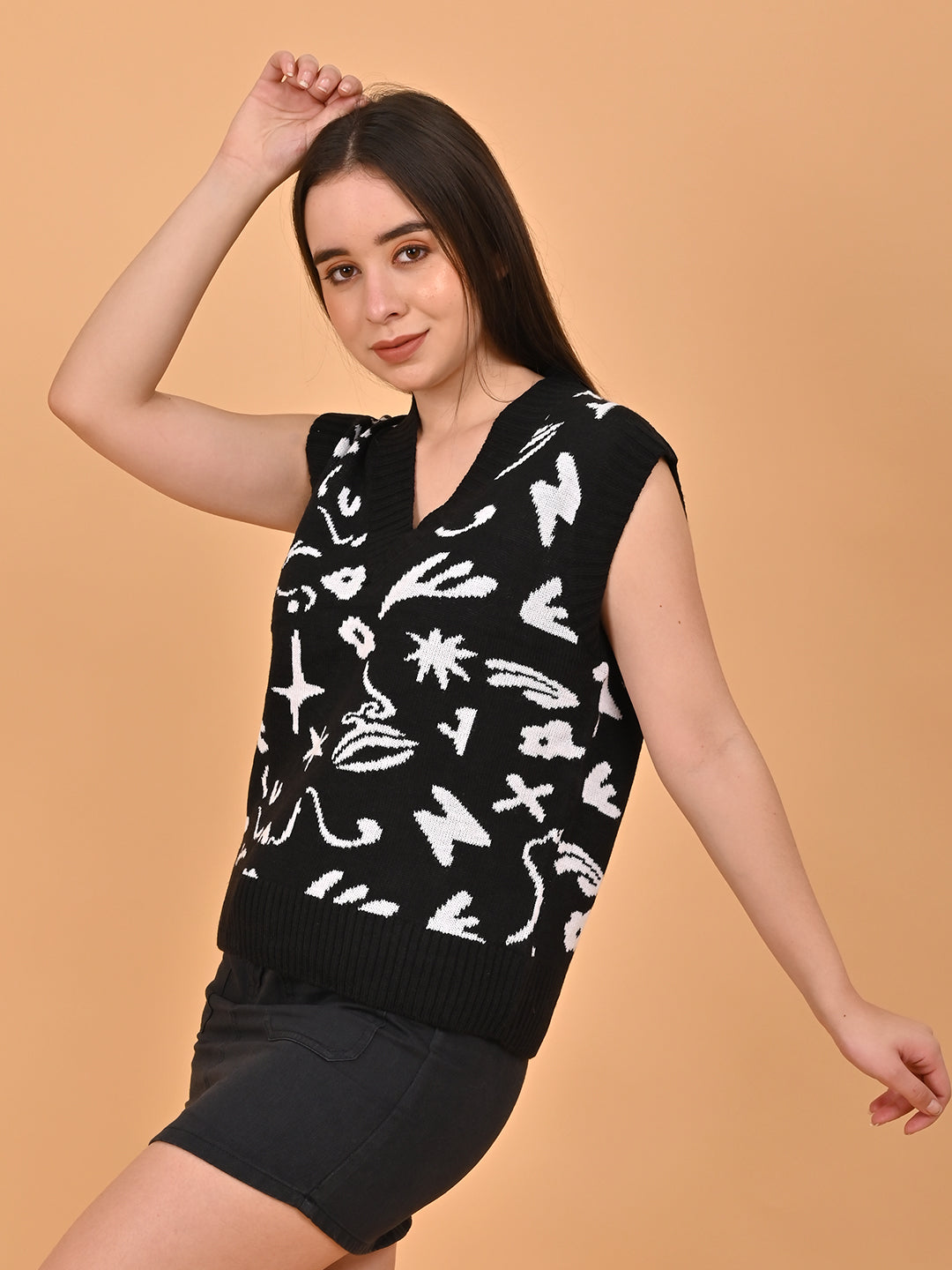 Women Black Printed V Neck Vest