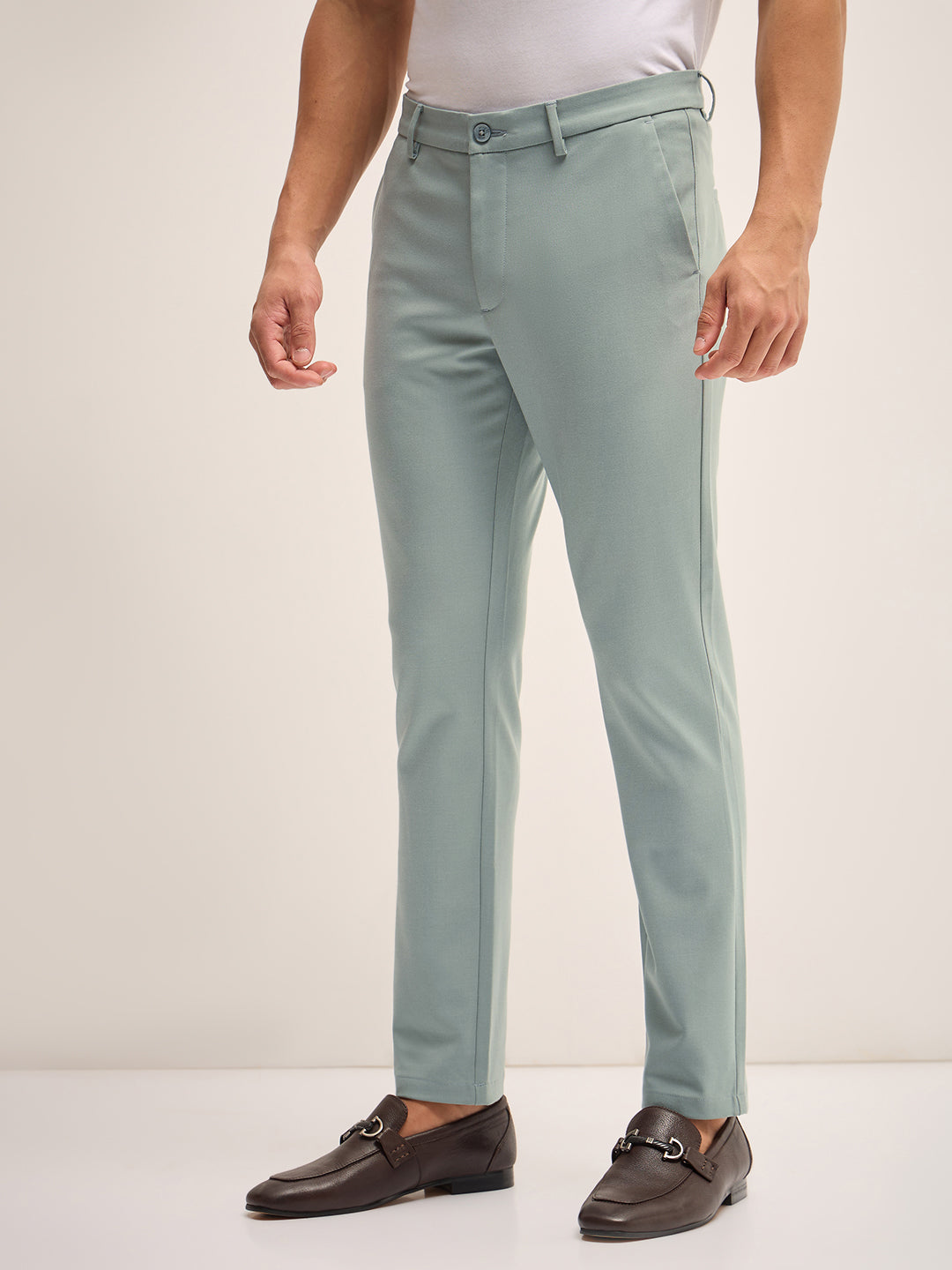 Men Green Solid 4 Way Stretch Formal Trouser