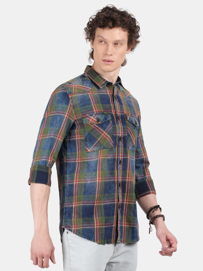 Men Blue Slim Fit Spread Collar Full Sleeve Casual Shirt